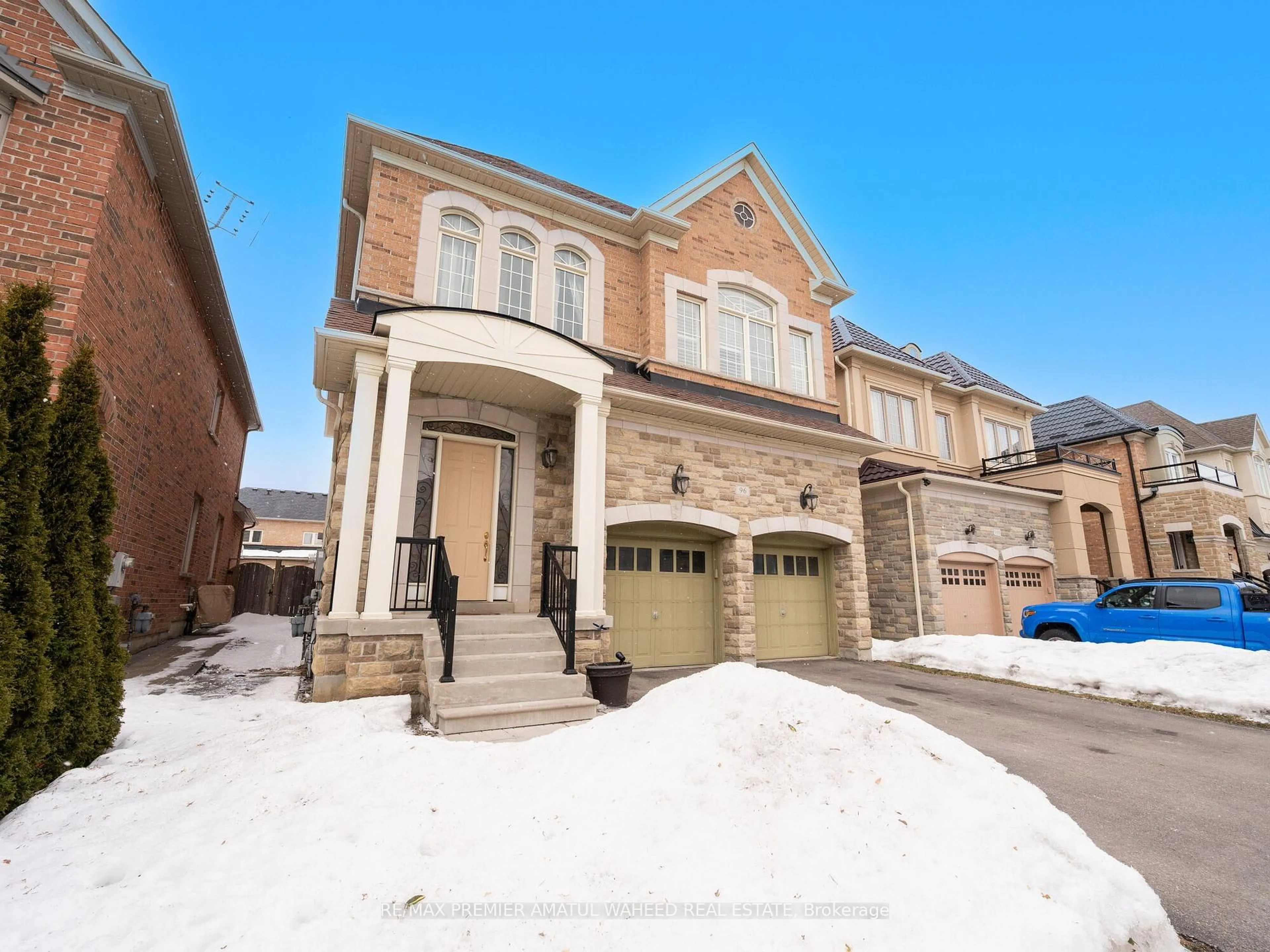 Home with brick exterior material, street for 96 Wardlaw Pl, Vaughan Ontario L4H 0Z8