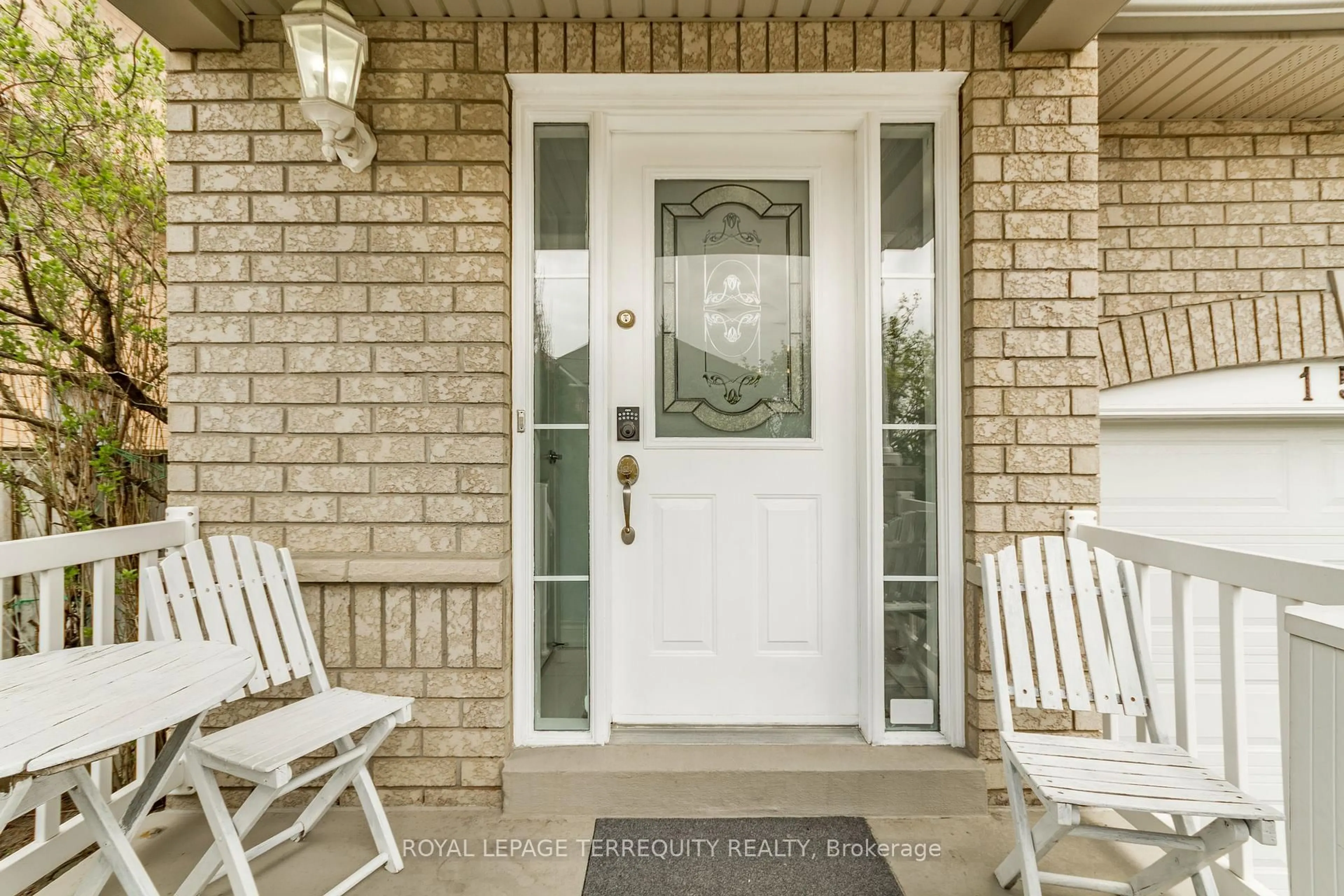 Indoor entryway for 155 Monte Carlo Dr, Vaughan Ontario L4H 1R6