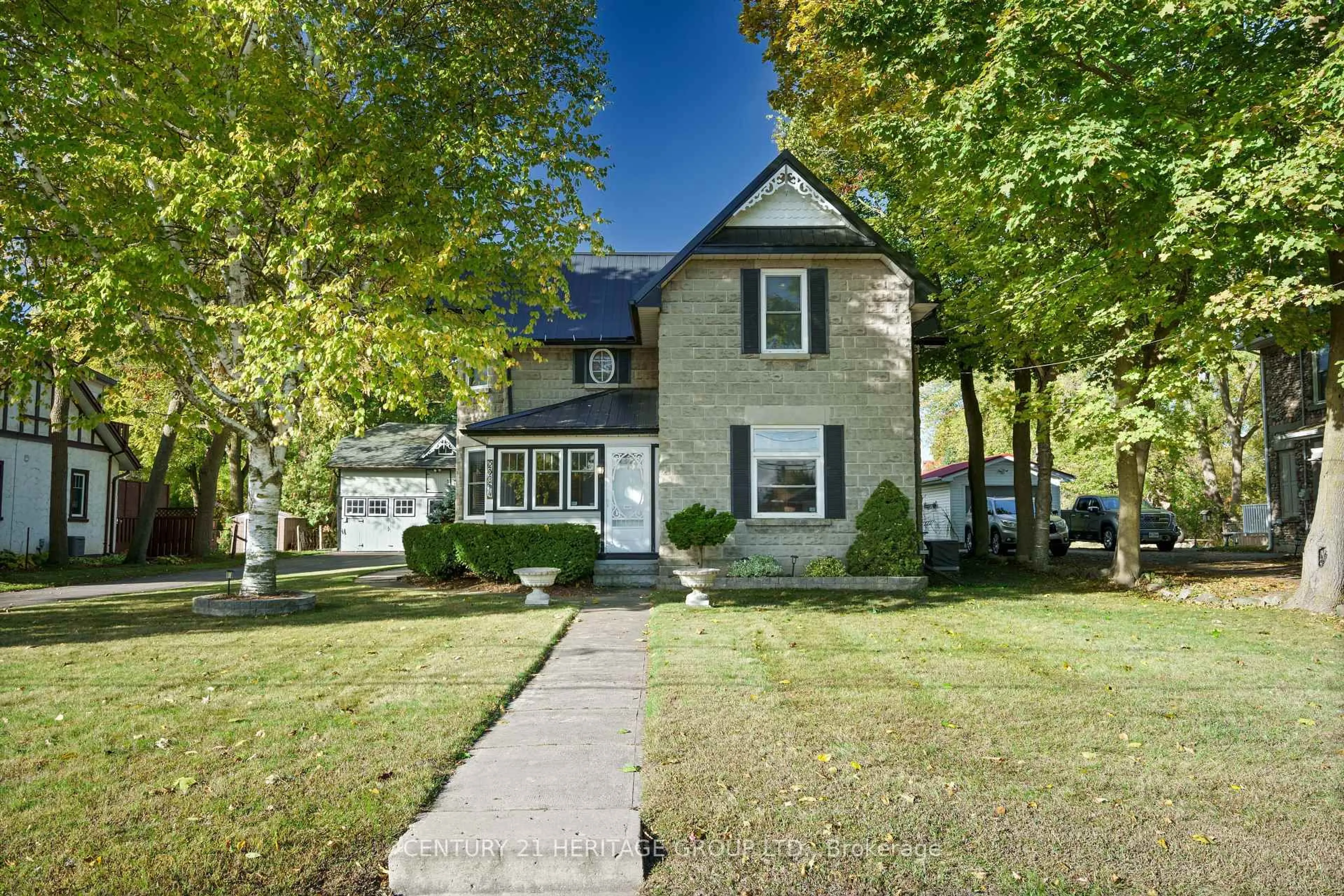 Unknown for 20314 Leslie St, East Gwillimbury Ontario L0G 1R0