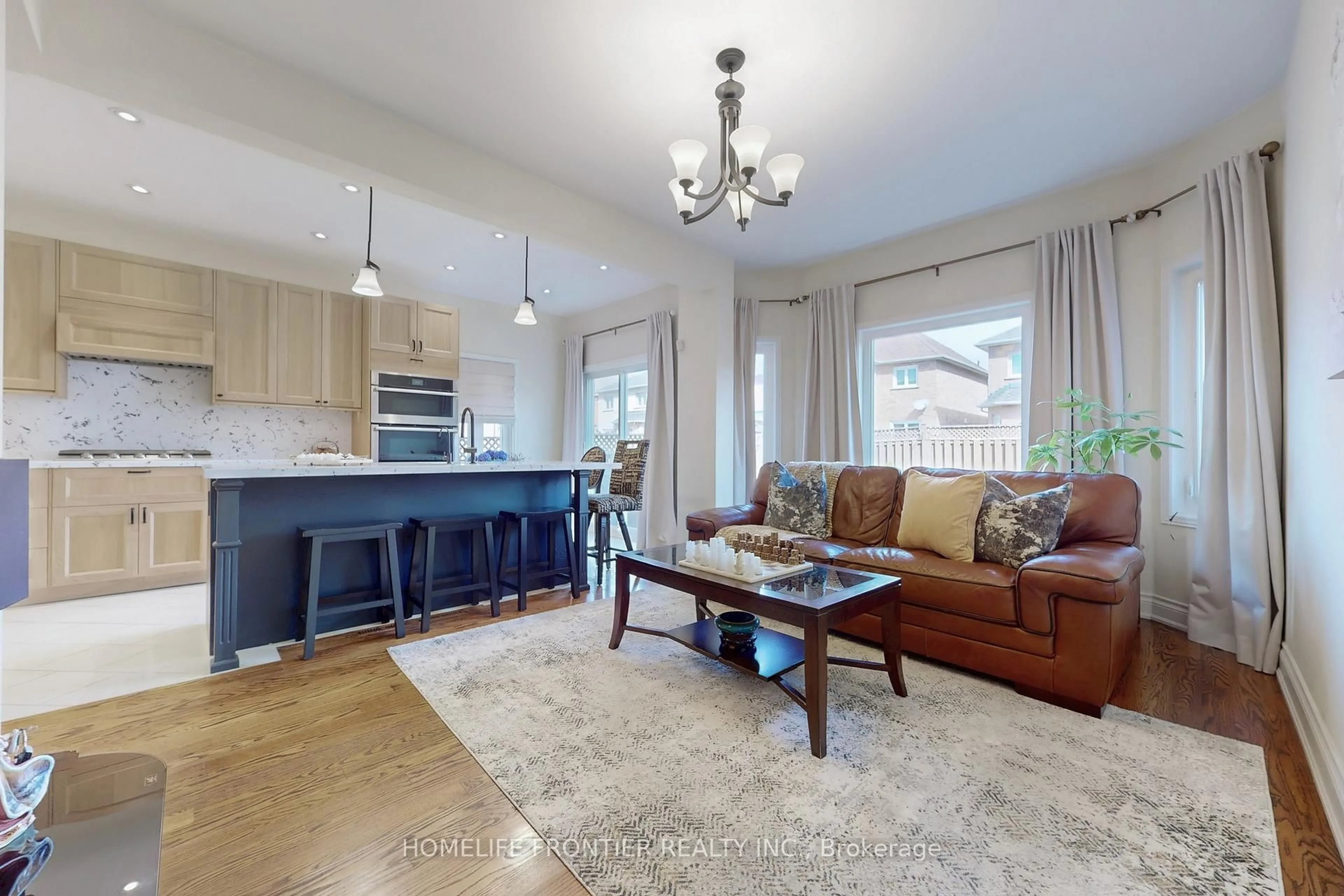 Living room with furniture, unknown for 138 Broomlands Dr, Vaughan Ontario L6A 2K3