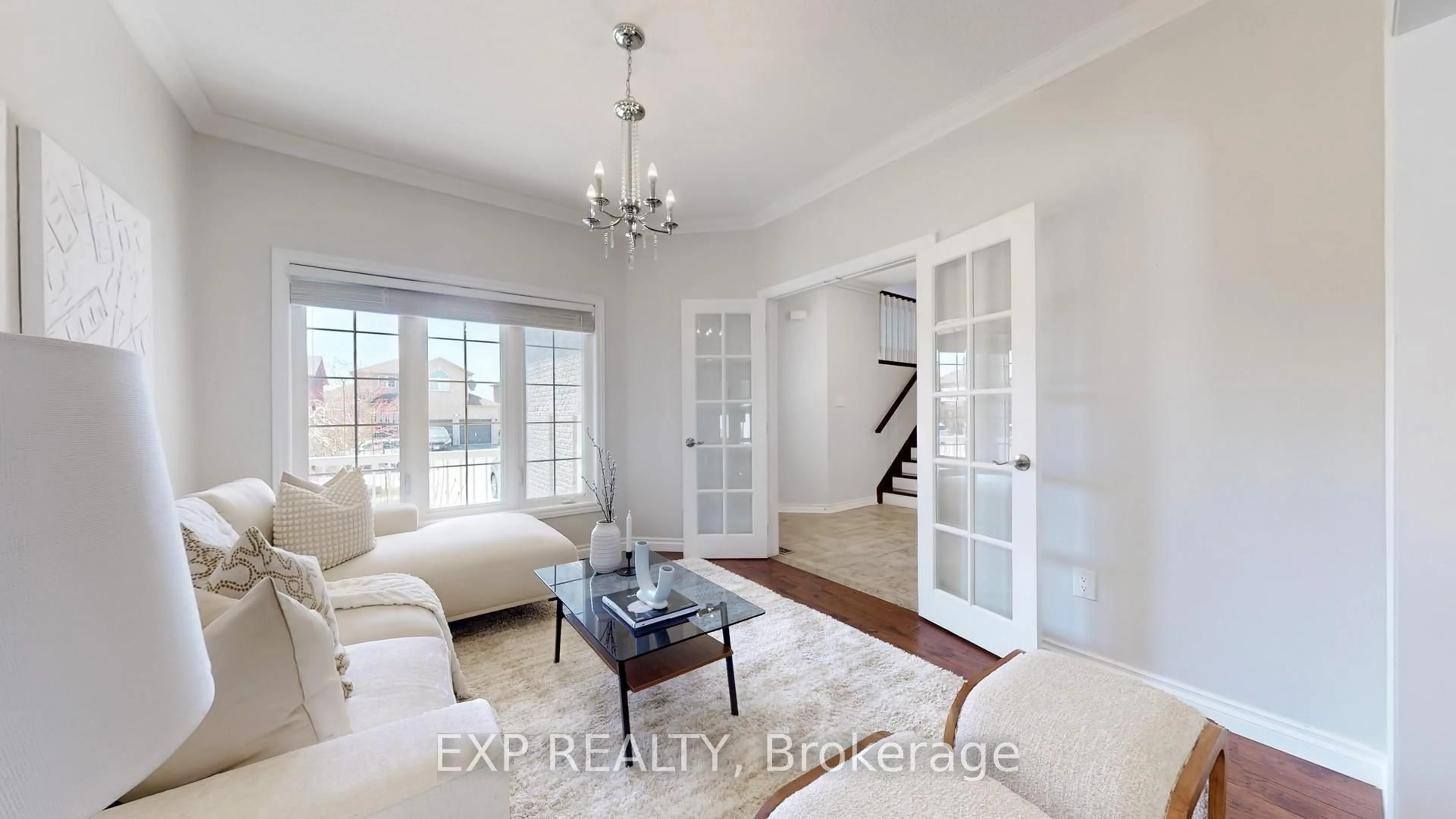Living room with furniture, unknown for 1342 Corm St, Innisfil Ontario L9S 0B2