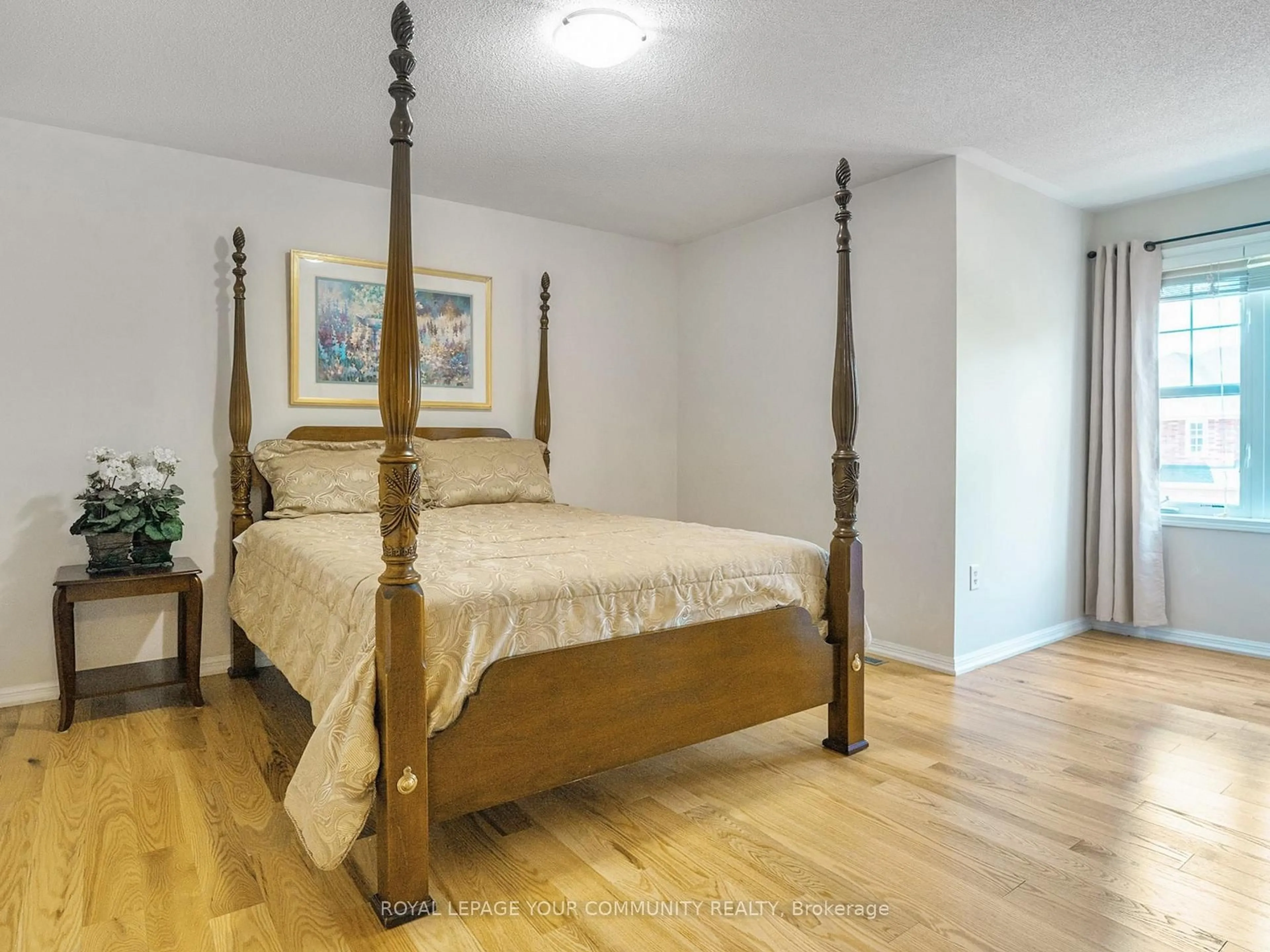 Bedroom with bed, wood/laminate floor for 118 Ina Lane, Whitchurch-Stouffville Ontario L4A 0L8