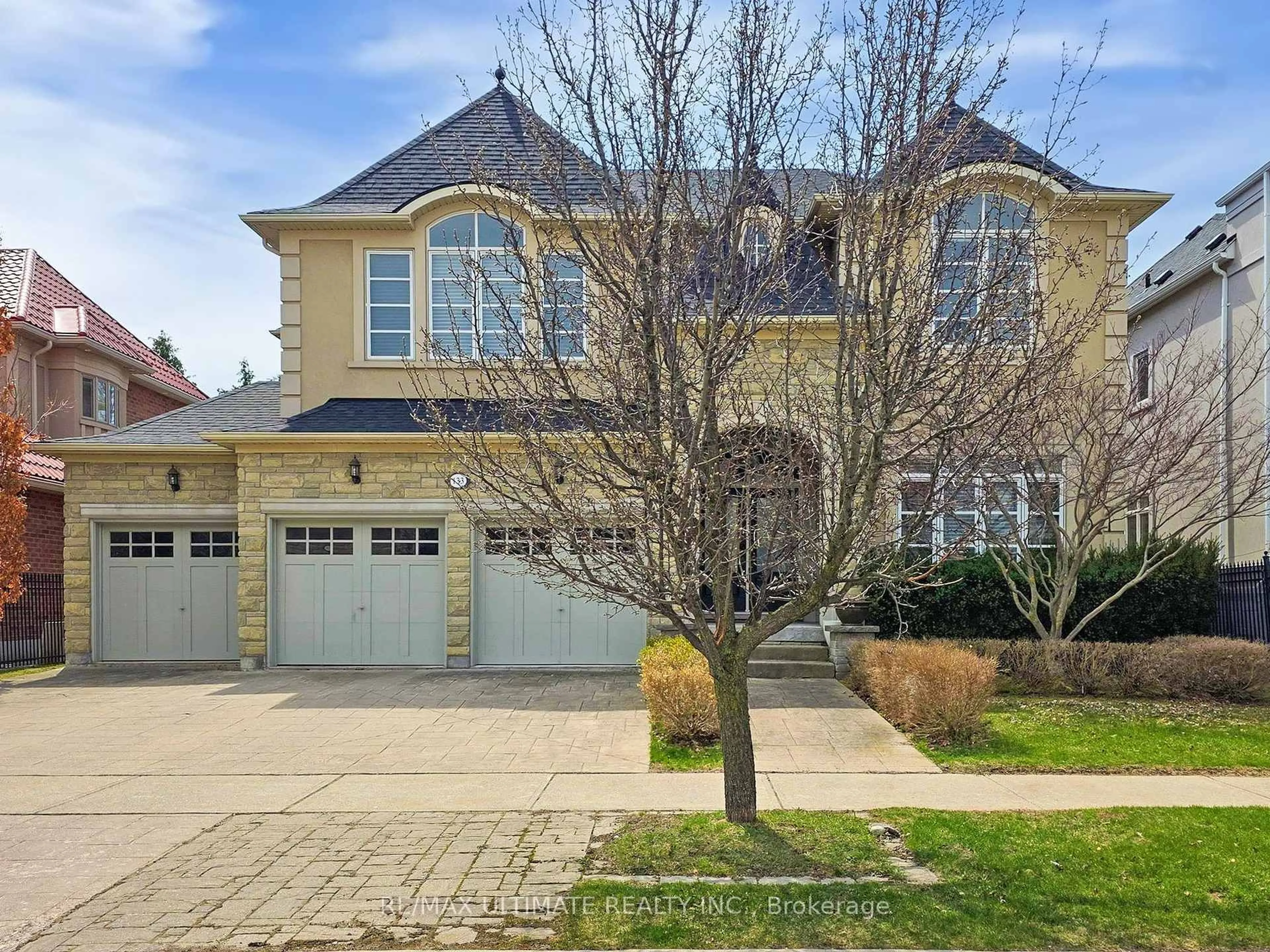 Home with brick exterior material, street for 133 Cook's Mill Cres, Vaughan Ontario L6A 0L1