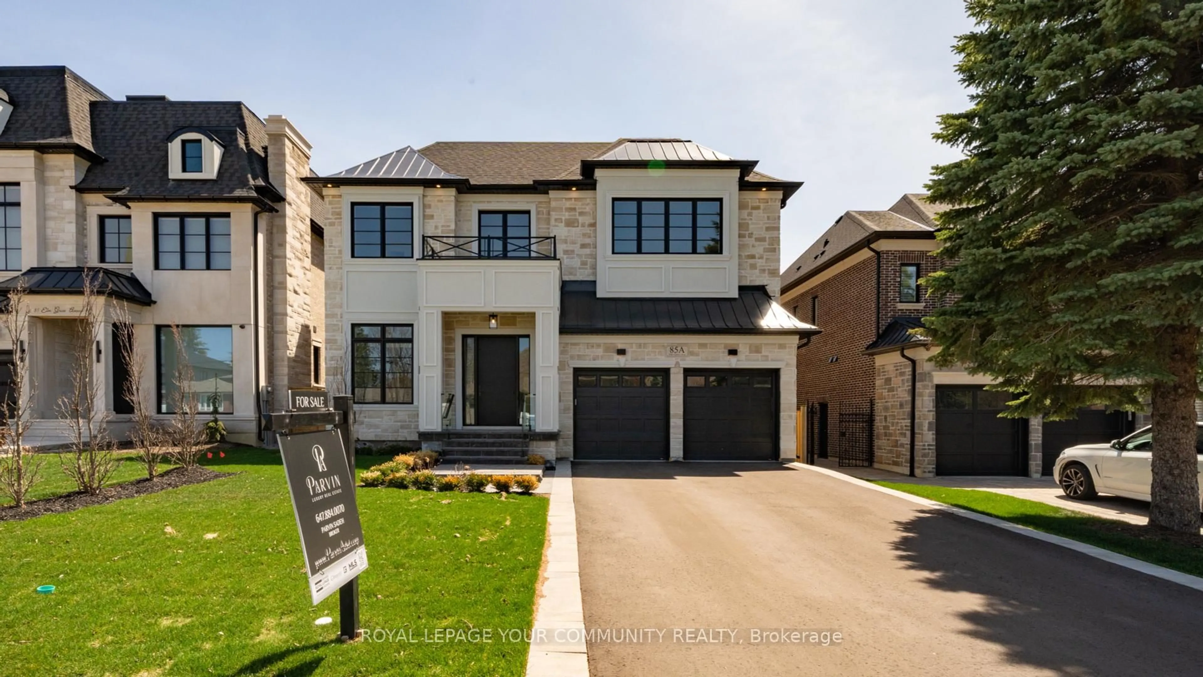 Home with brick exterior material, street for 85A ELM GROVE Ave, Richmond Hill Ontario L4E 2W8