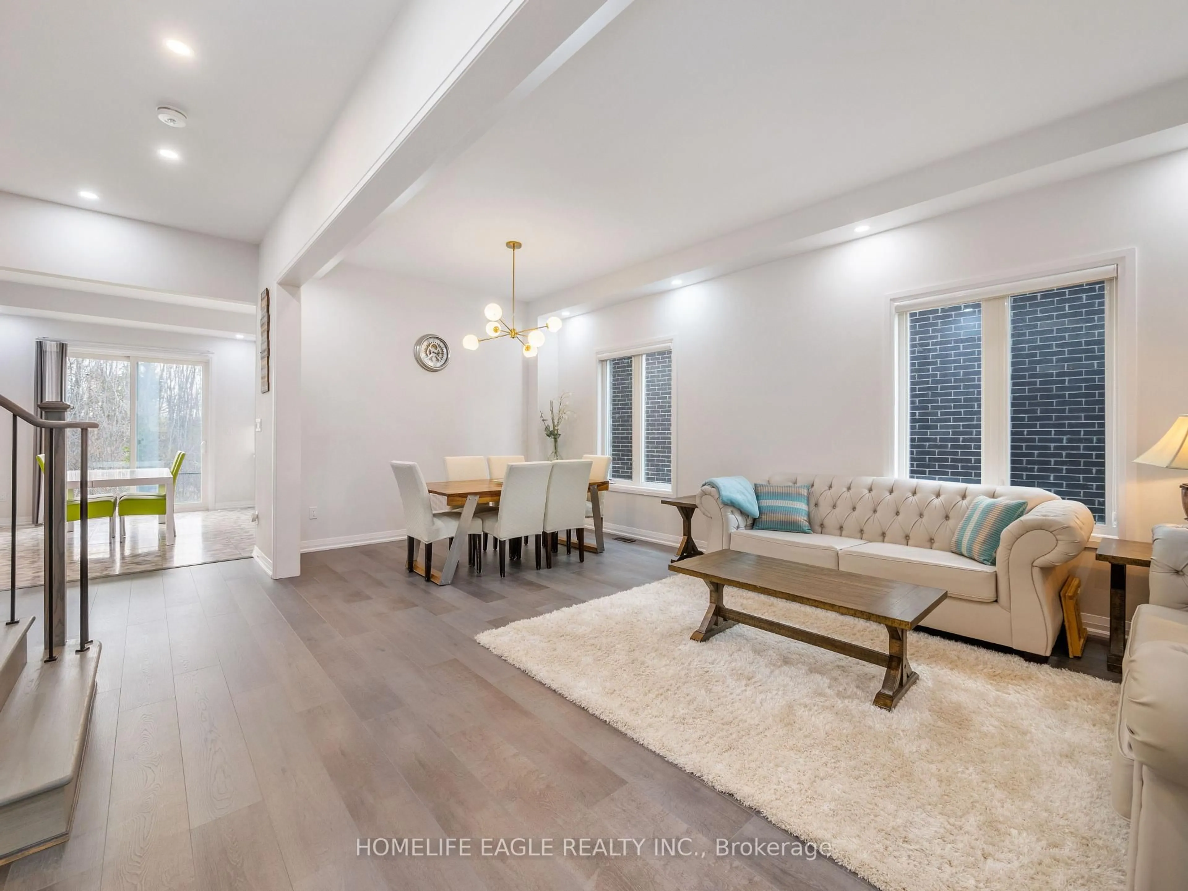 Living room with furniture, unknown for 1028 Hardy Way, Innisfil Ontario L0L 1W0