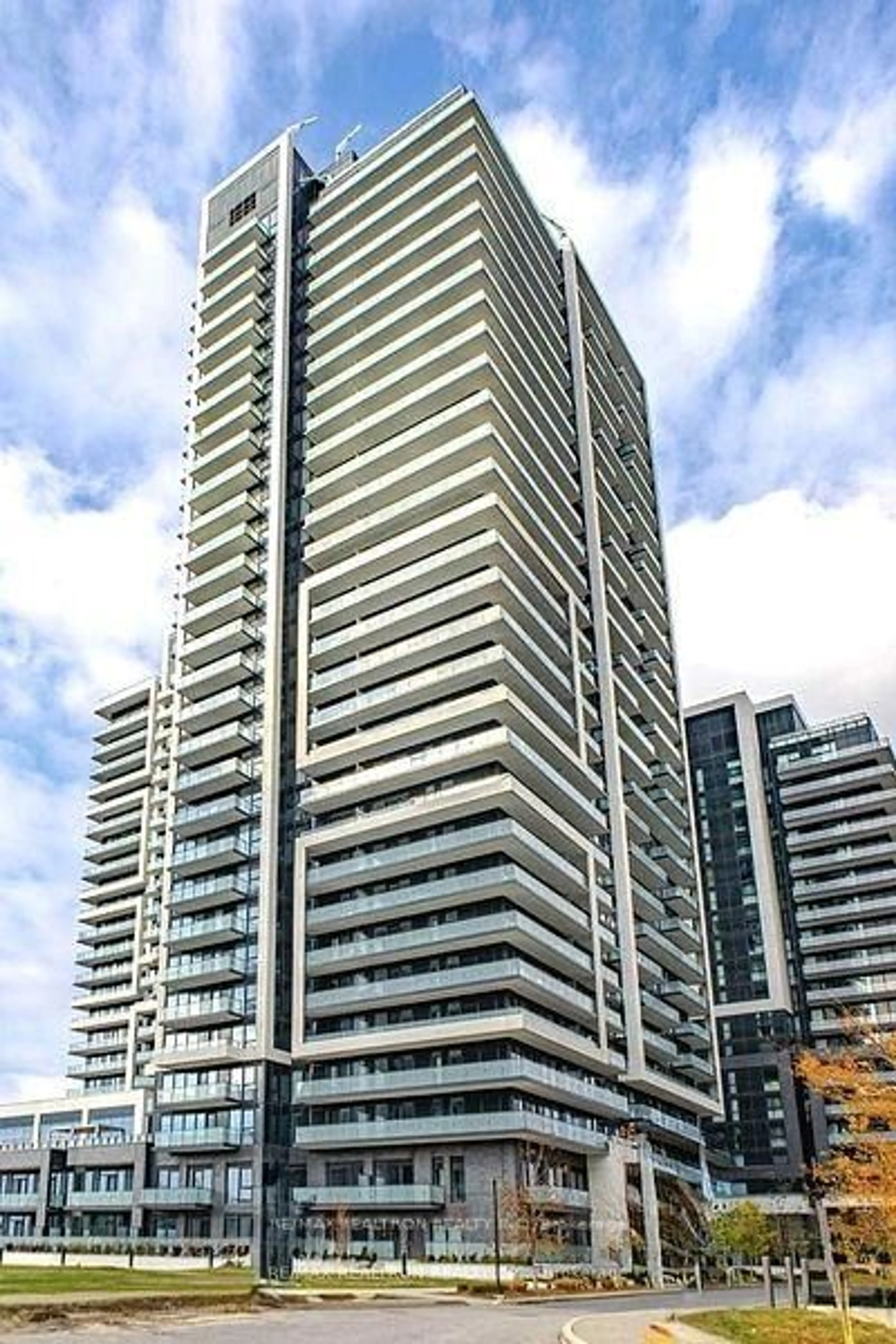 Unknown for 105 Oneida Cres #2301, Richmond Hill Ontario L4B 0H6