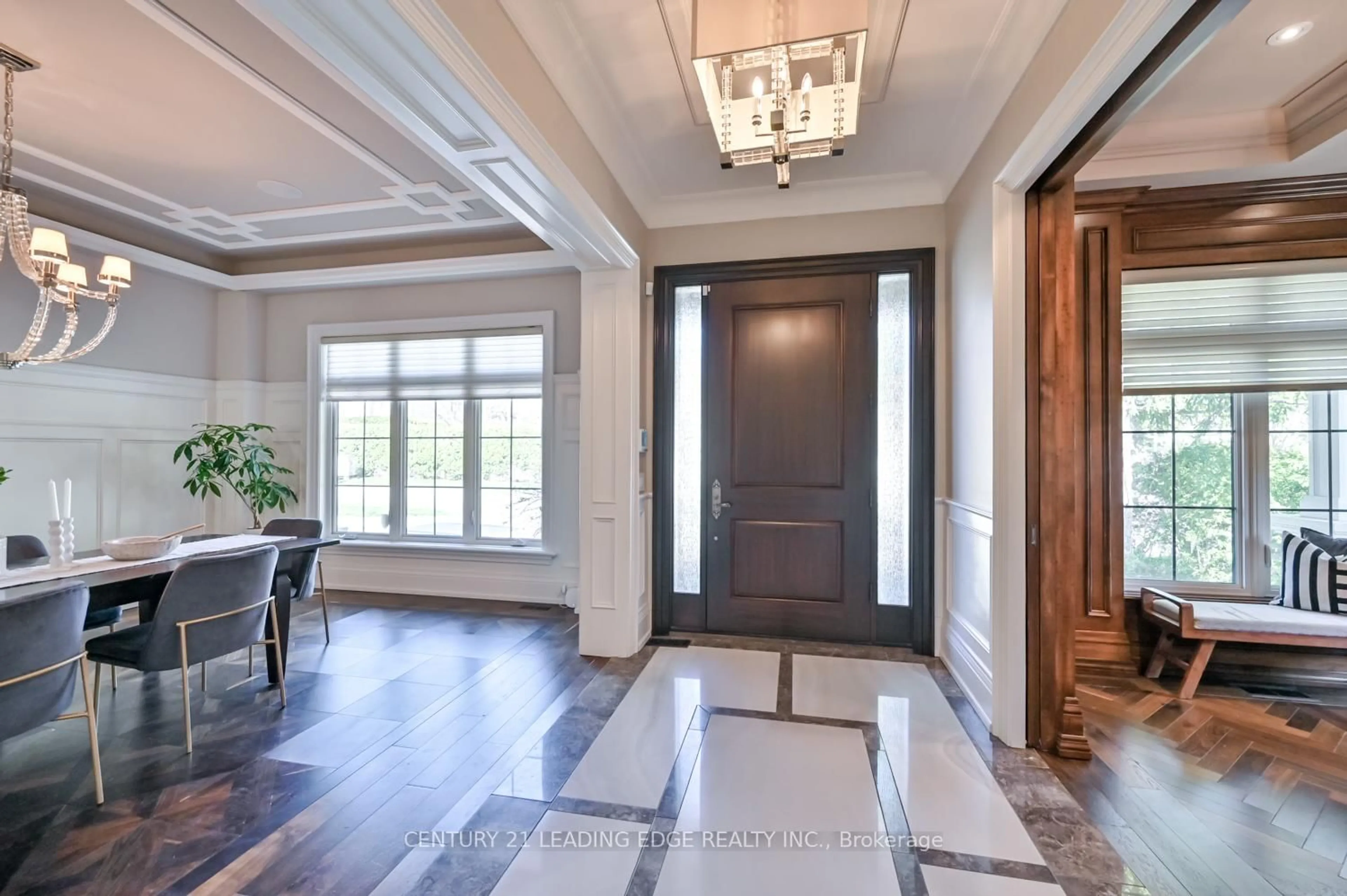 Indoor entryway for 16 Sir Isaac Gate, Markham Ontario L3P 3N8
