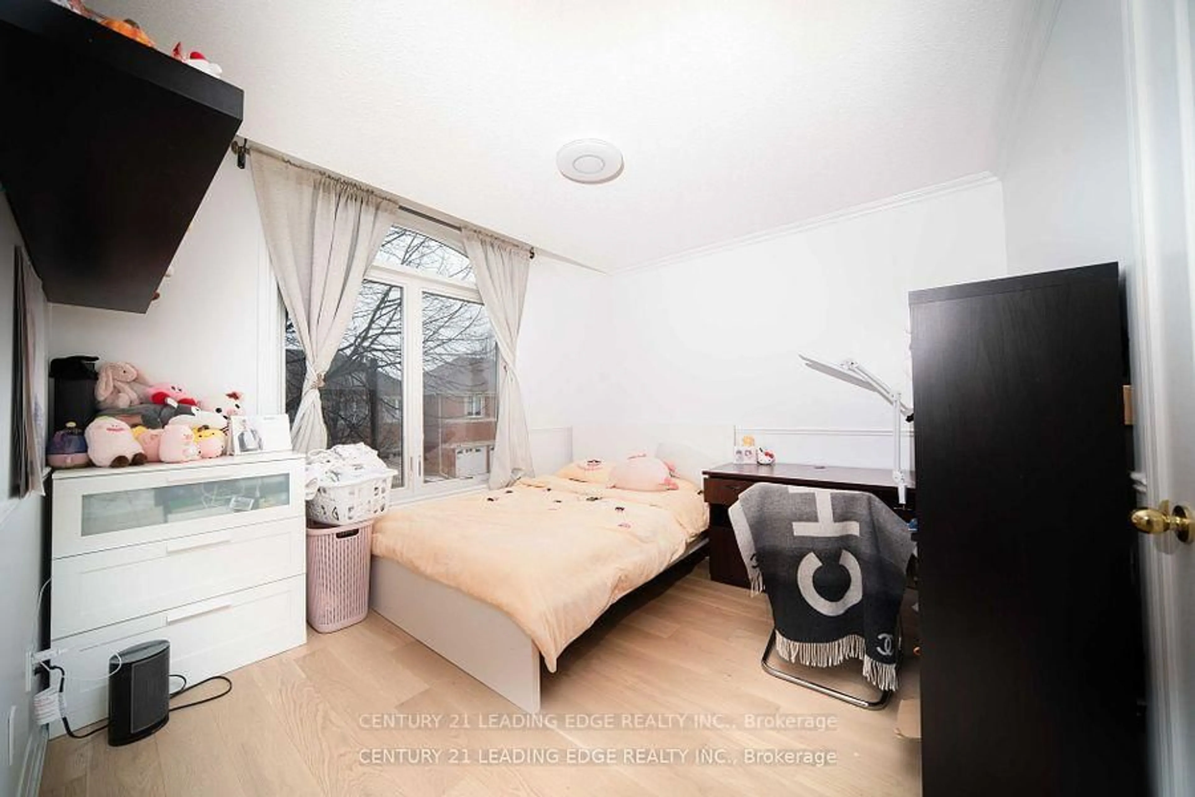 A pic of a room for 39 Majestic Dr, Markham Ontario L6C 2B3