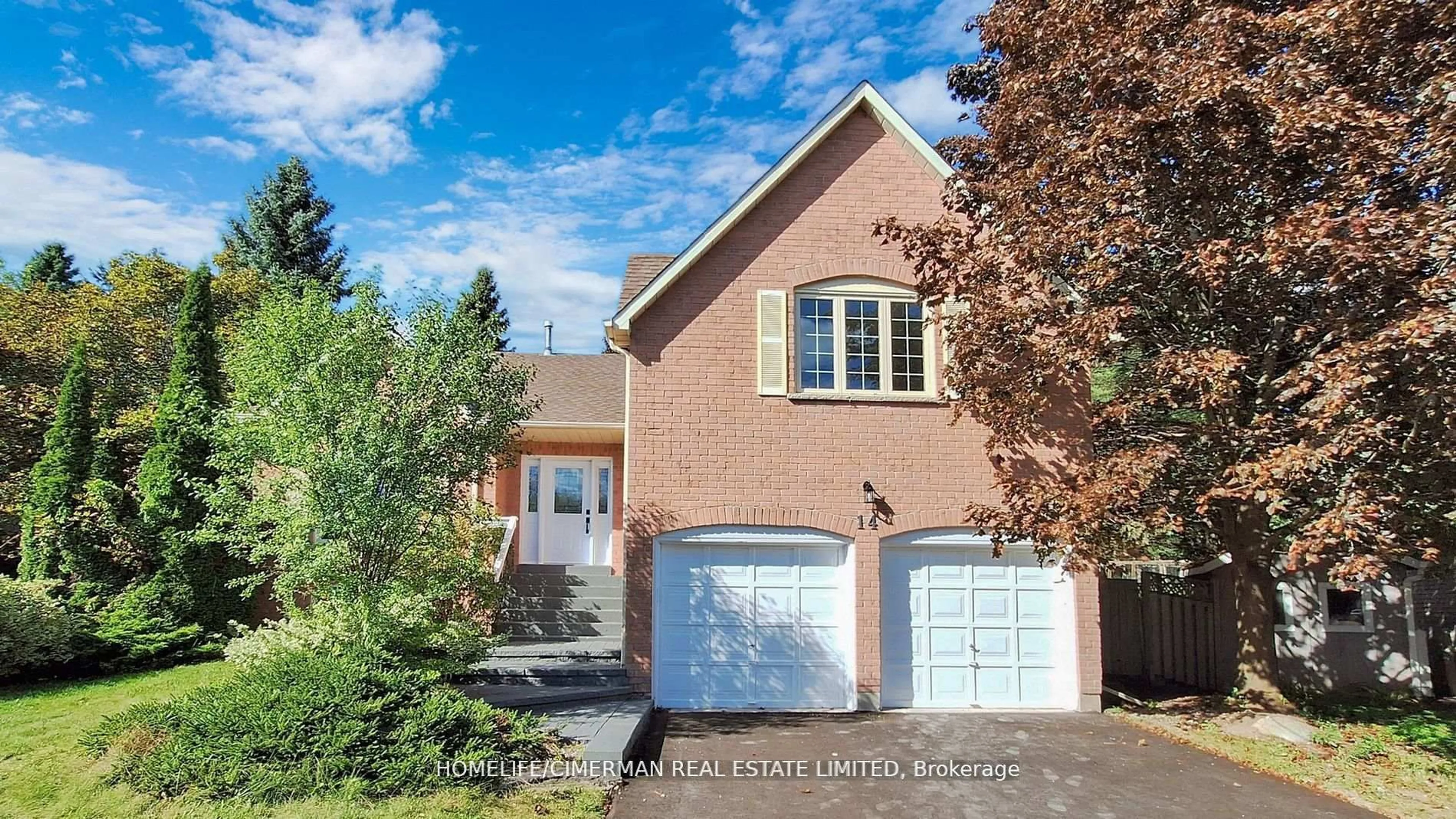 Home with brick exterior material, street for 14 Laurwood Crt, Aurora Ontario L4G 5C2
