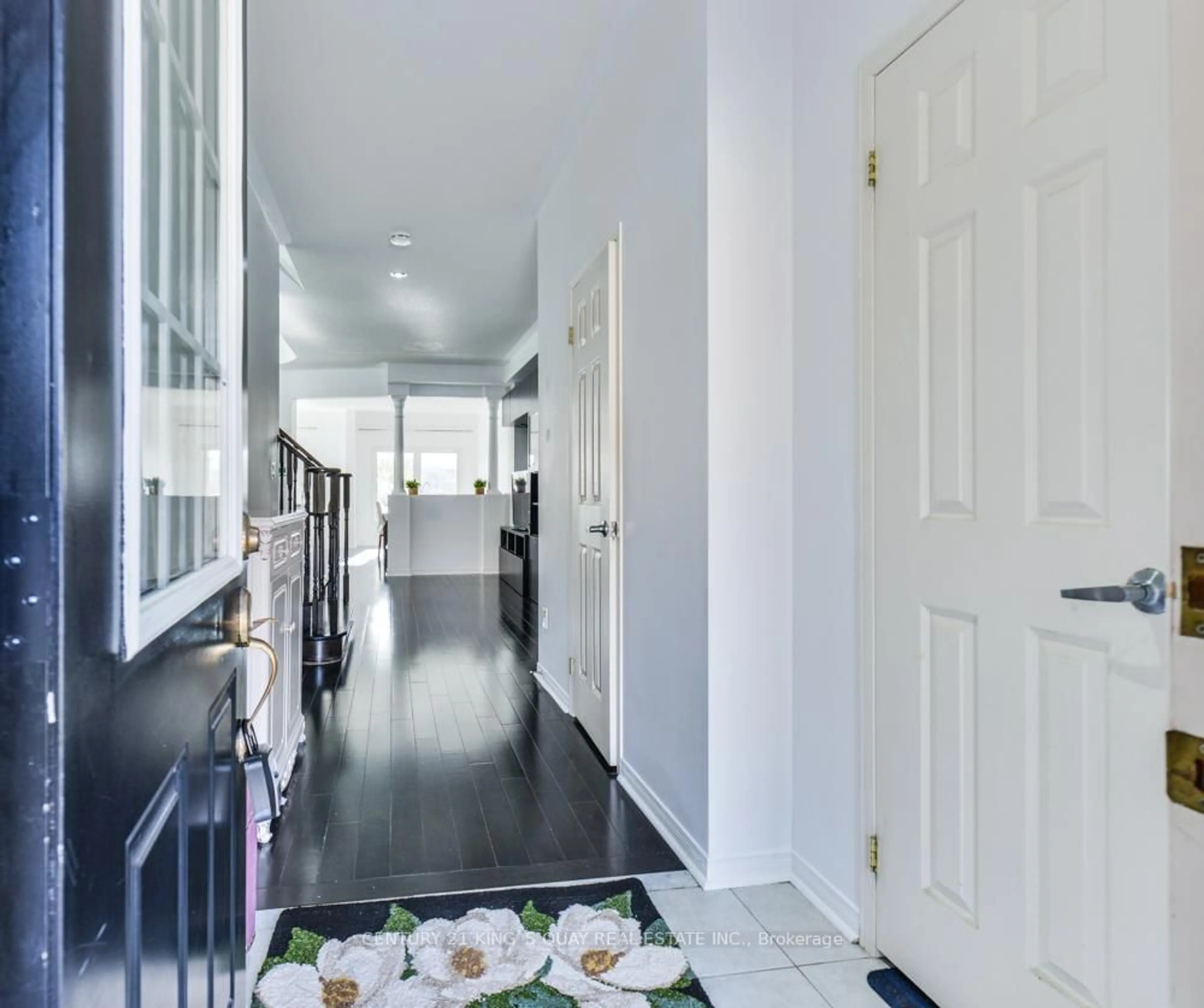 Indoor entryway for 89 D'amato Cres, Vaughan Ontario L6A 4P2