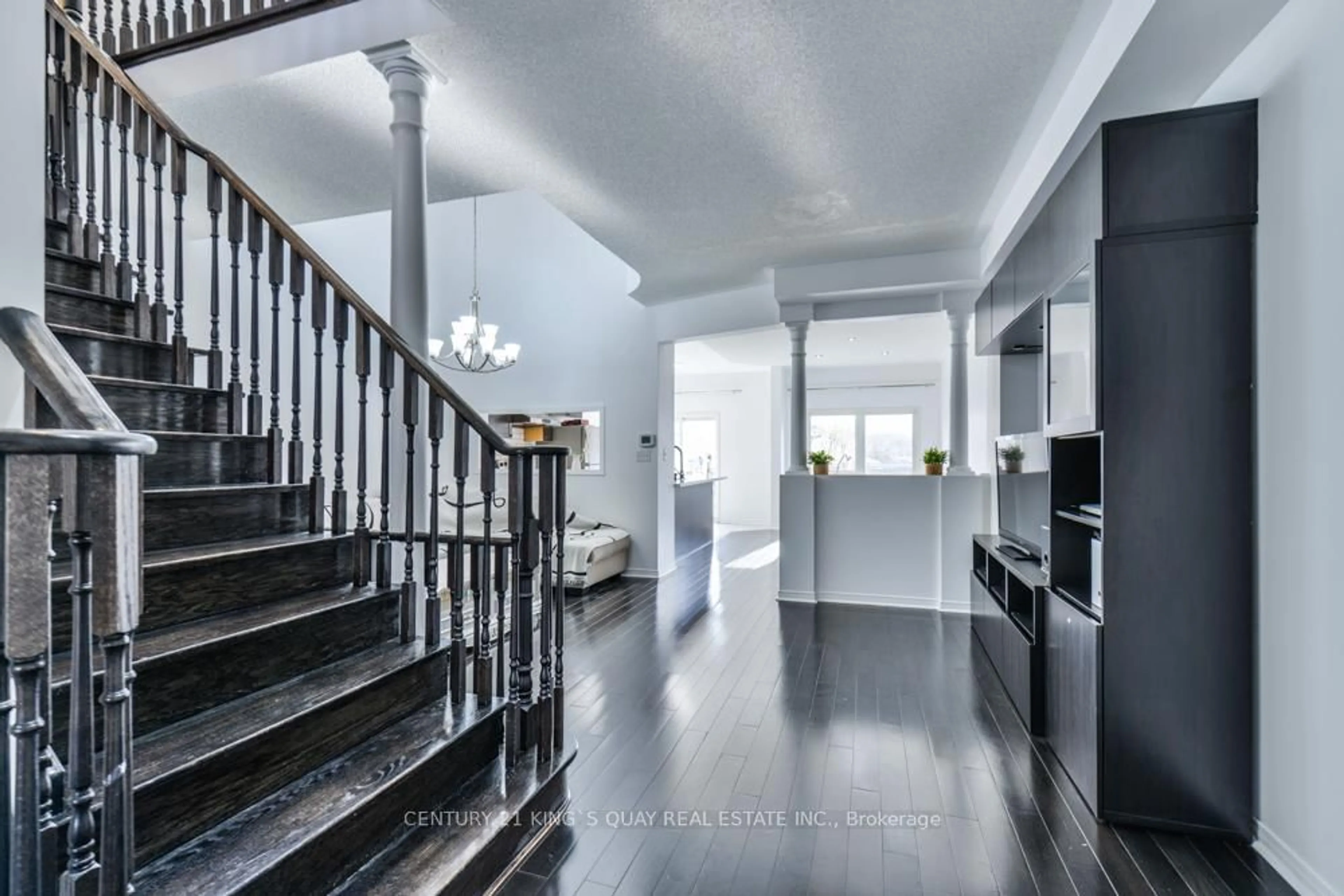 Unknown for 89 D'amato Cres, Vaughan Ontario L6A 4P2
