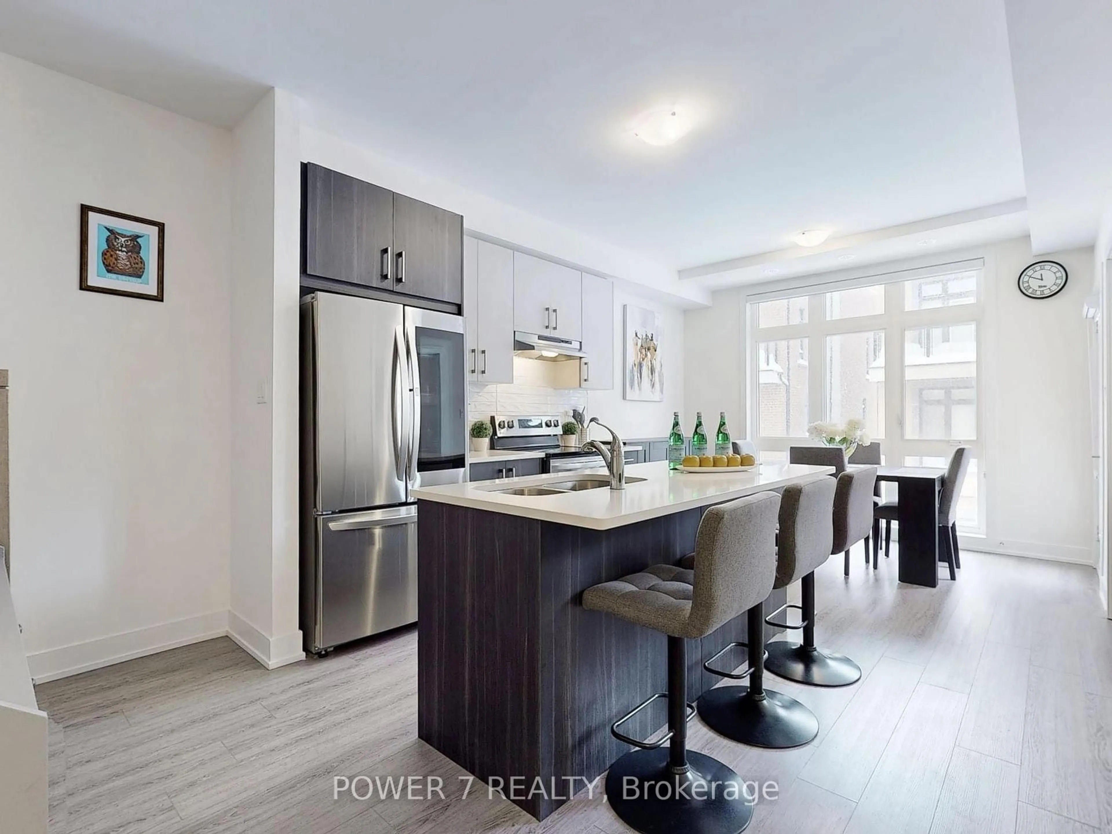 Open concept kitchen, unknown for 8 Sayers Lane #5, Richmond Hill Ontario L4E 1J4