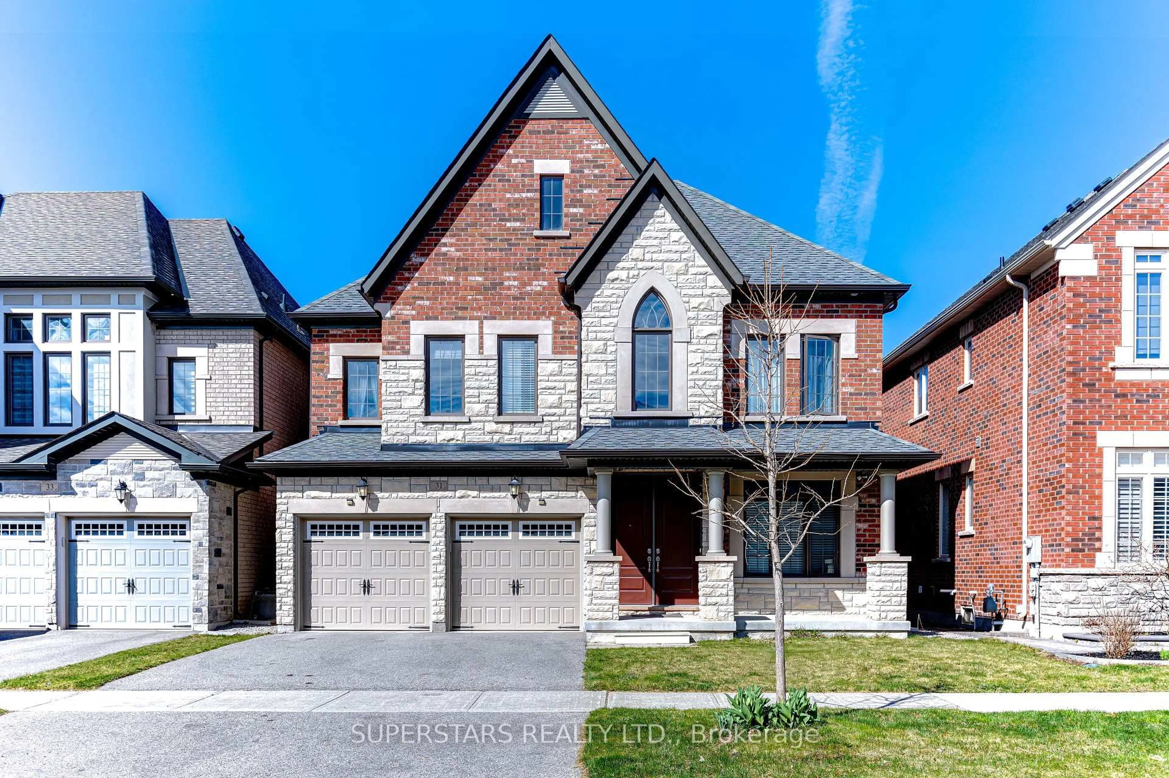 Home with brick exterior material, street for 31 Roy Harper Ave, Aurora Ontario L4G 0V4