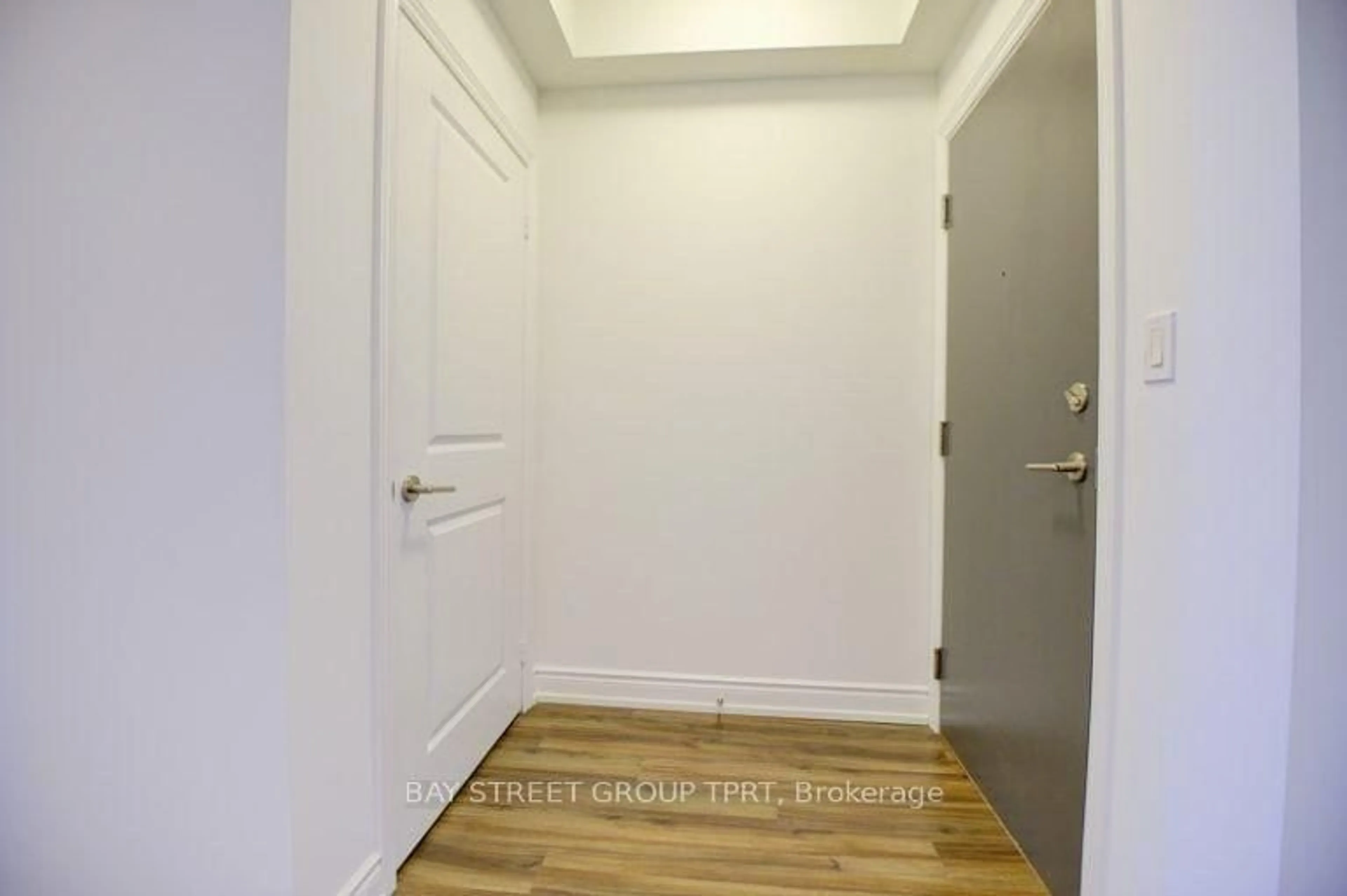 Unknown for 9608 Yonge St #201A, Richmond Hill Ontario L4C 1V6
