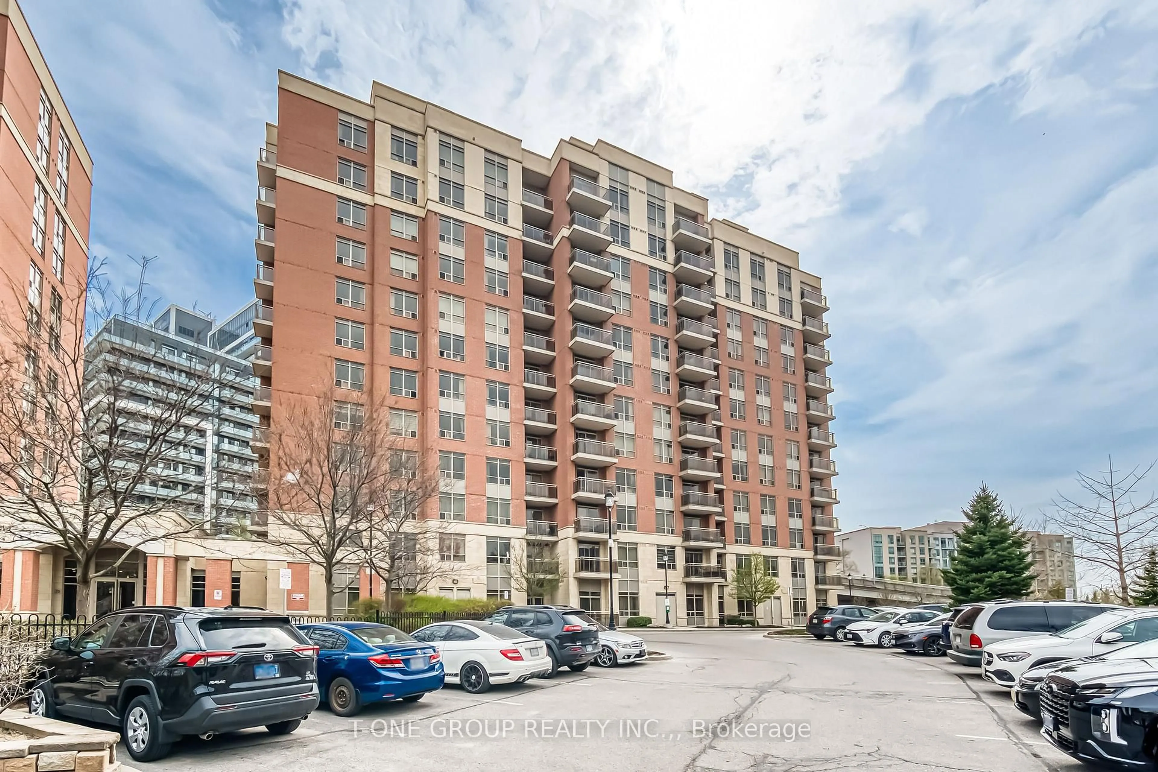 Unknown for 75 King William Cres #909, Richmond Hill Ontario L4B 0C1