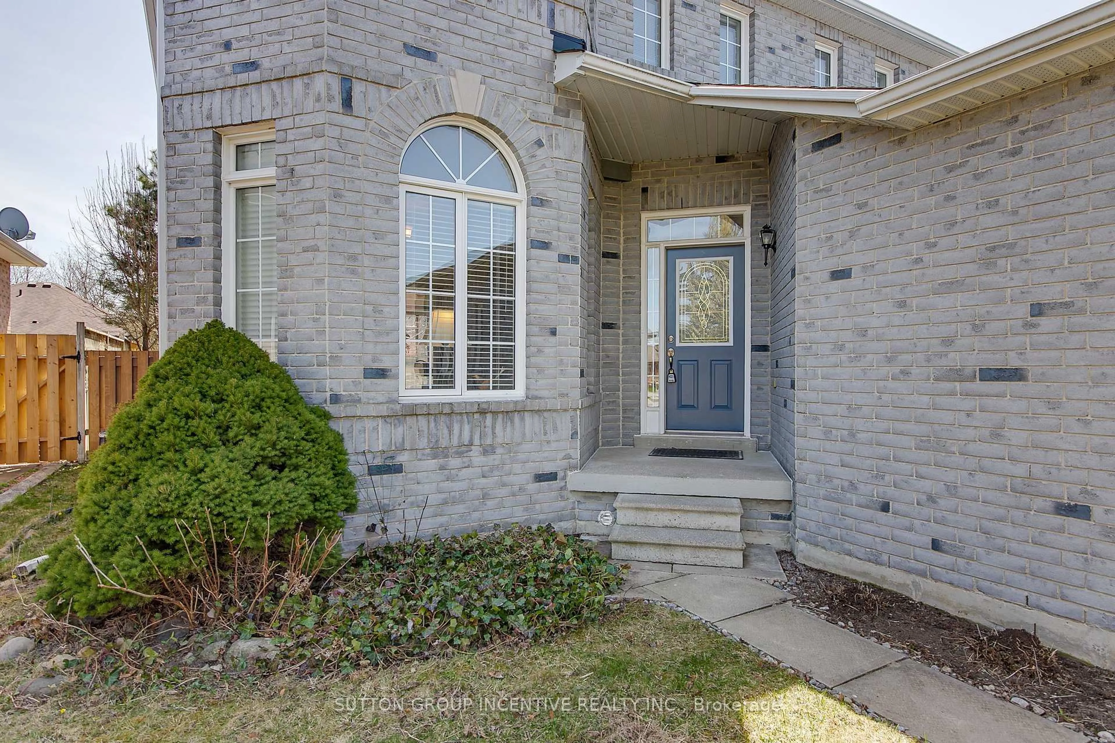 Unknown for 1976 Emerald Crt, Innisfil Ontario L9S 2A1