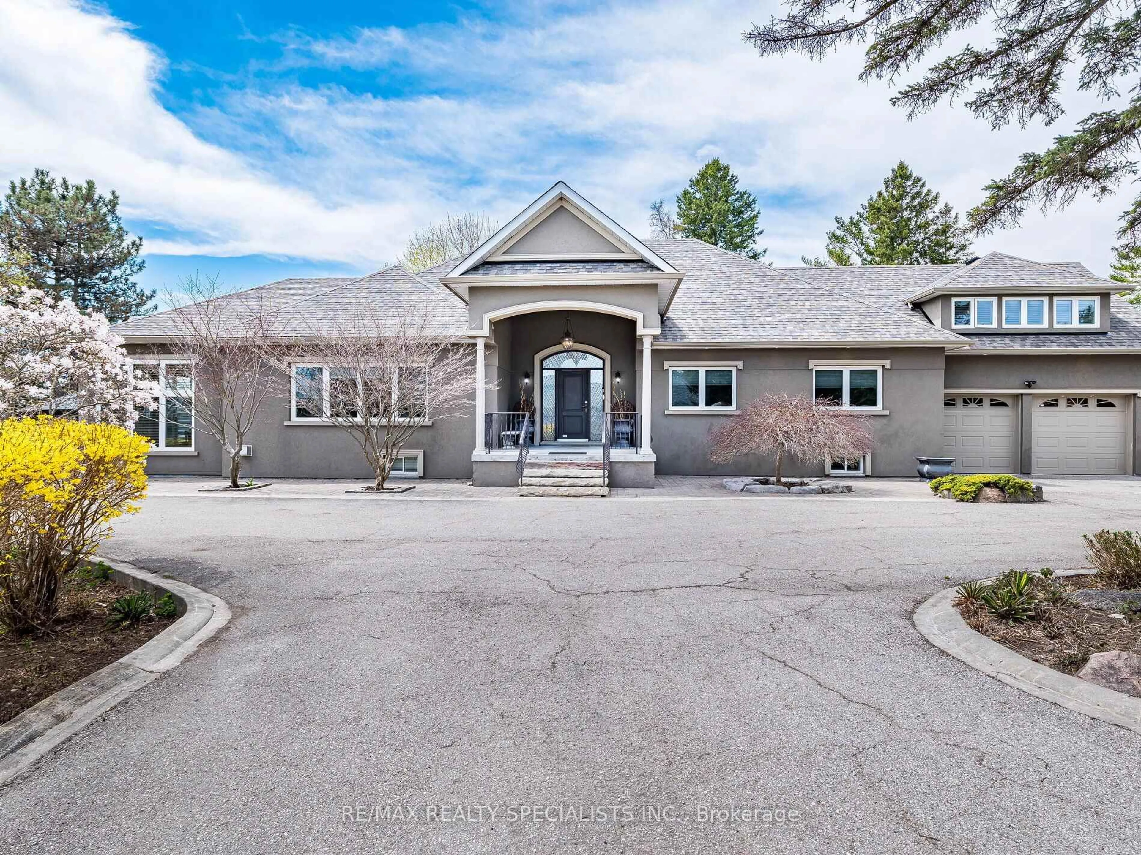 Unknown for 51 Diana Dr, King Ontario L0G 1N0