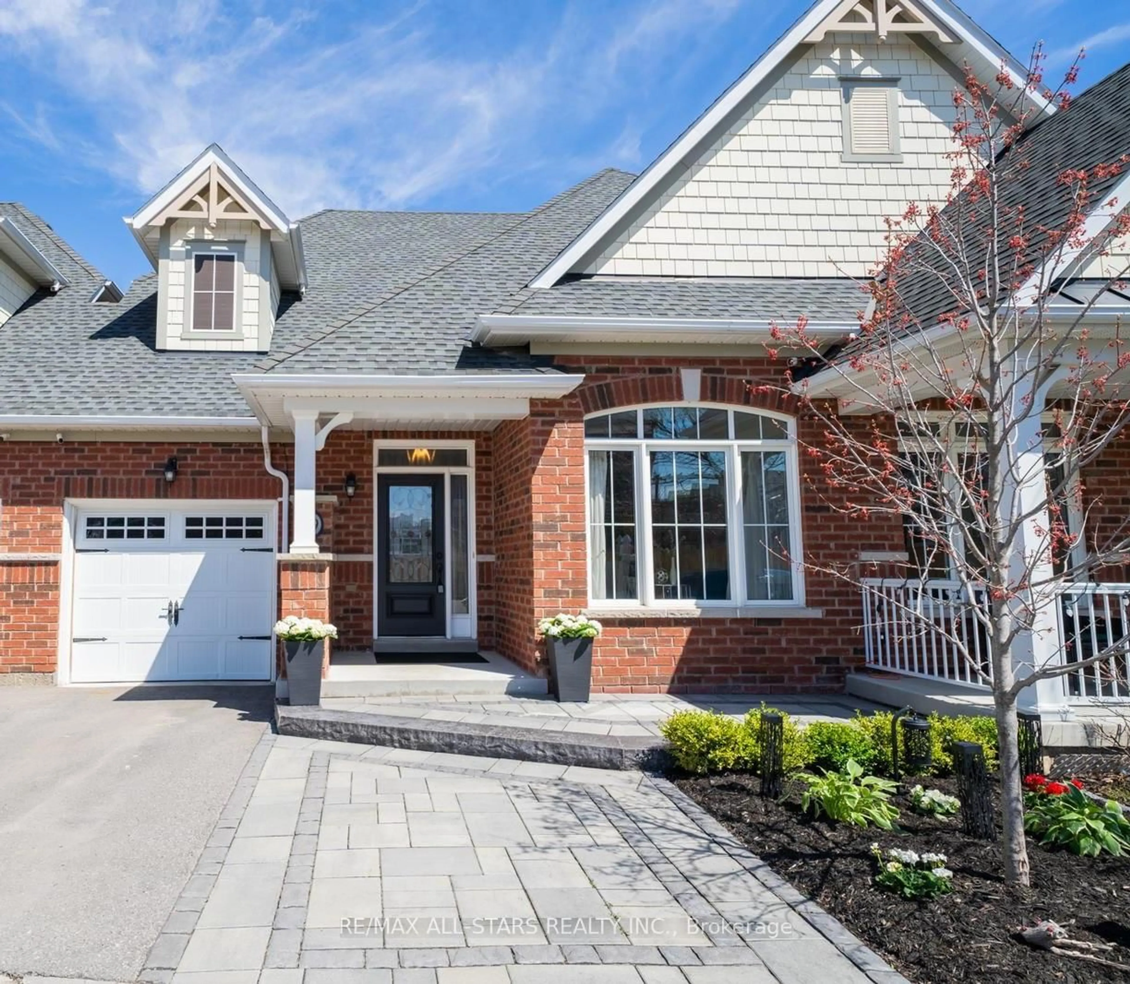 Home with brick exterior material, street for 59 Crow's Nest Way, Whitchurch-Stouffville Ontario L4A 0T1