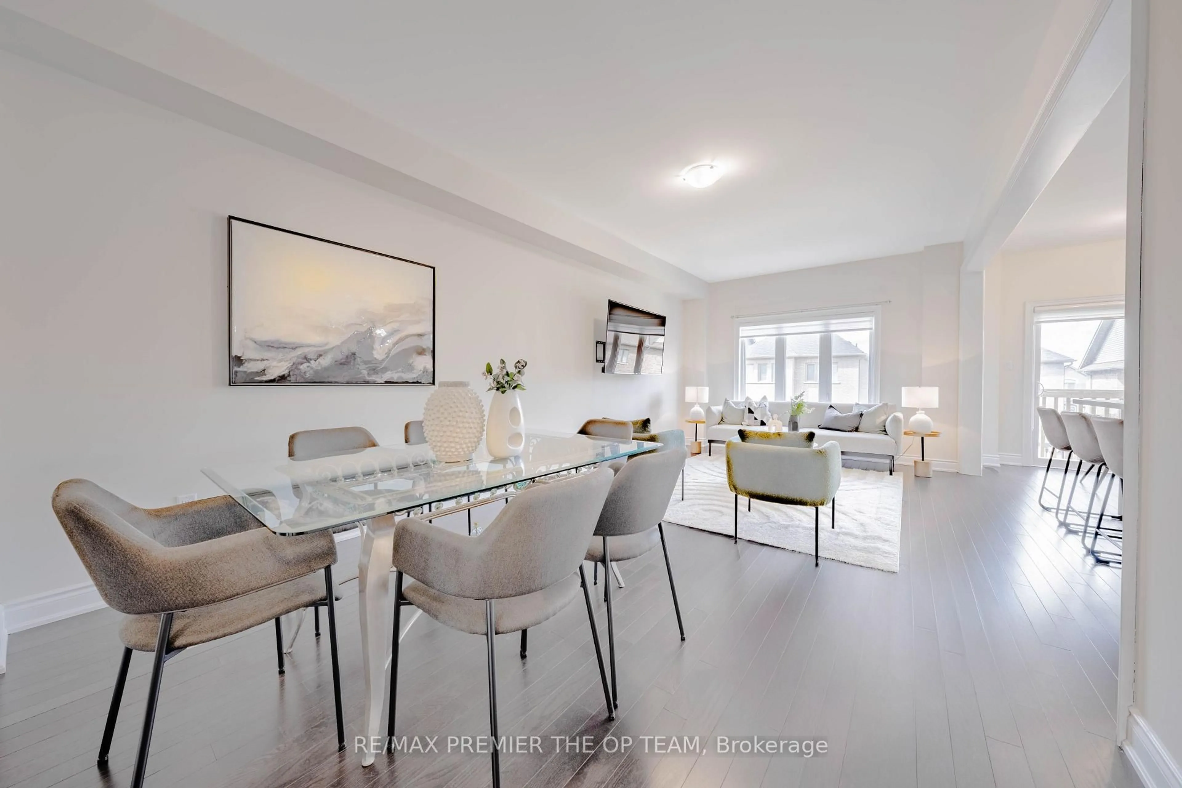 Dining room, unknown for 53 Janes Cres, New Tecumseth Ontario L9R 0L8