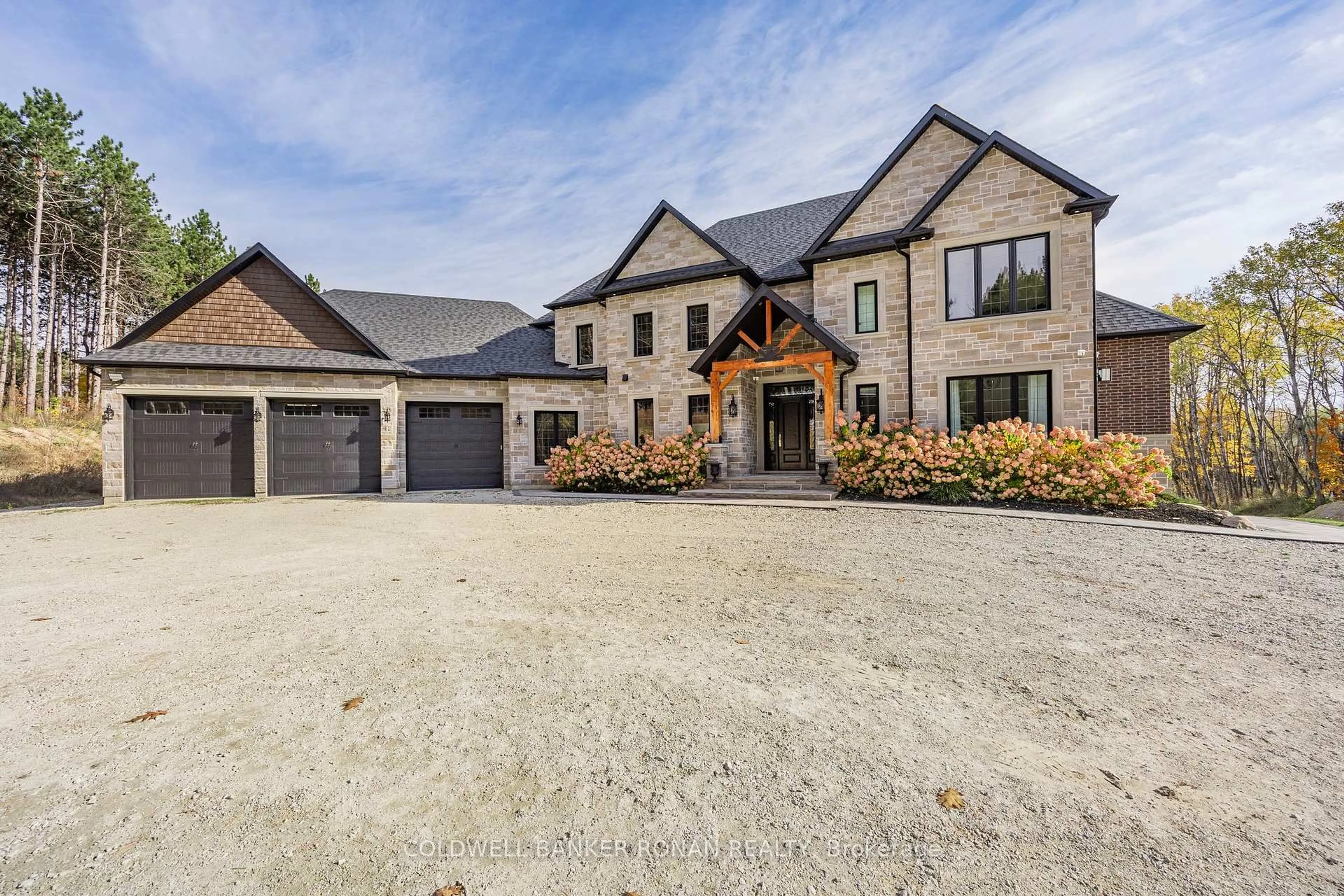 Home with brick exterior material, unknown for 993911 Mono Adjala Townline N/A, Adjala-Tosorontio Ontario L0N 1P0
