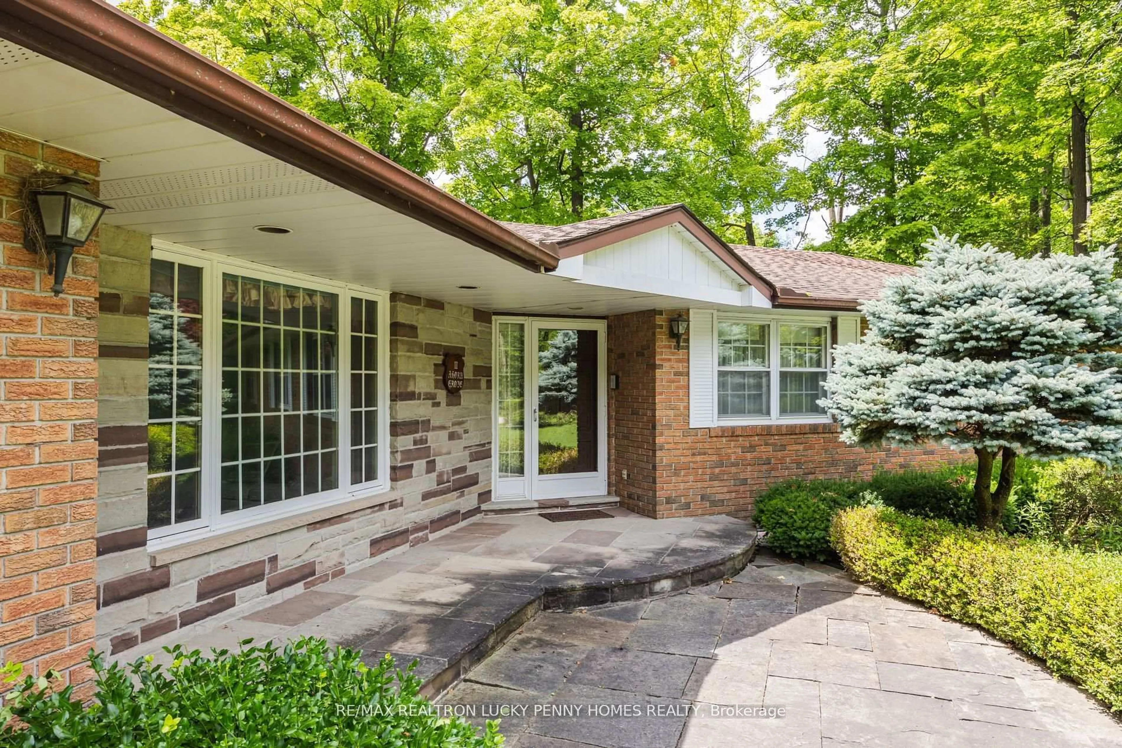 Home with brick exterior material, street for 3 Ahorn Grve, Markham Ontario L6C 1C8