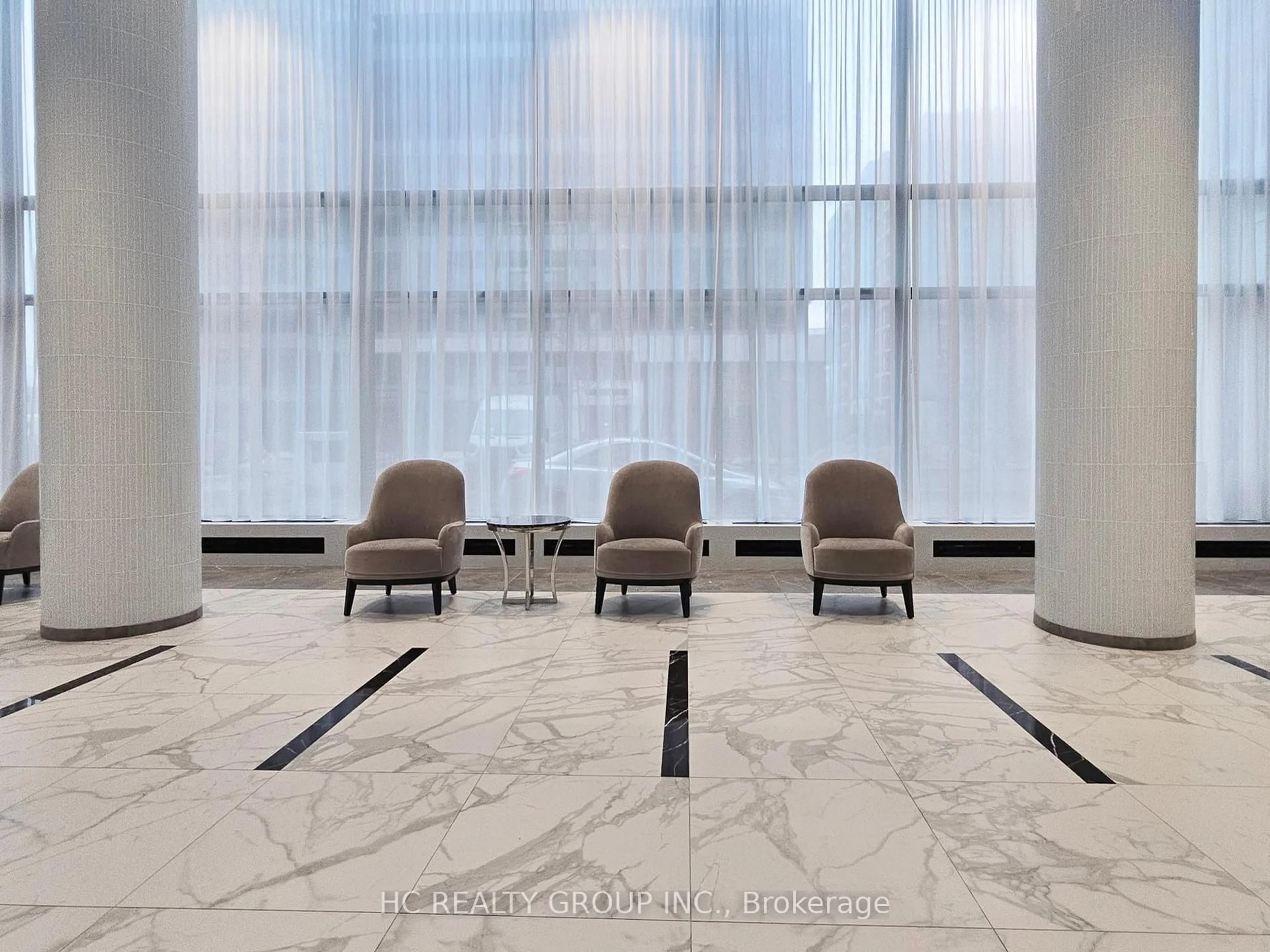 Lobby for 95 Oneida Cres #2003, Richmond Hill Ontario L4B 0H5