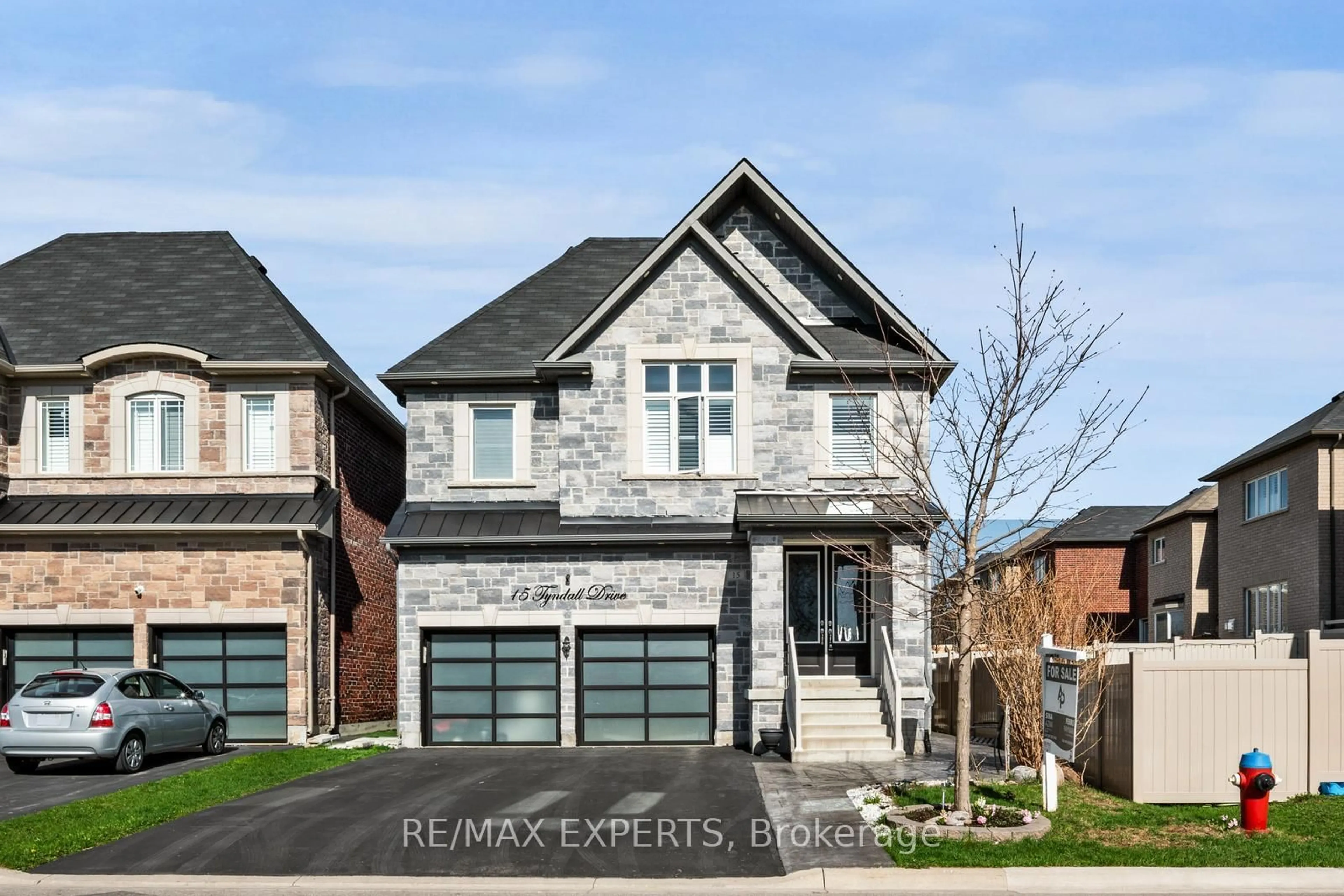 Home with brick exterior material, street for 15 Tyndall Dr, Bradford West Gwillimbury Ontario L3Z 4G6
