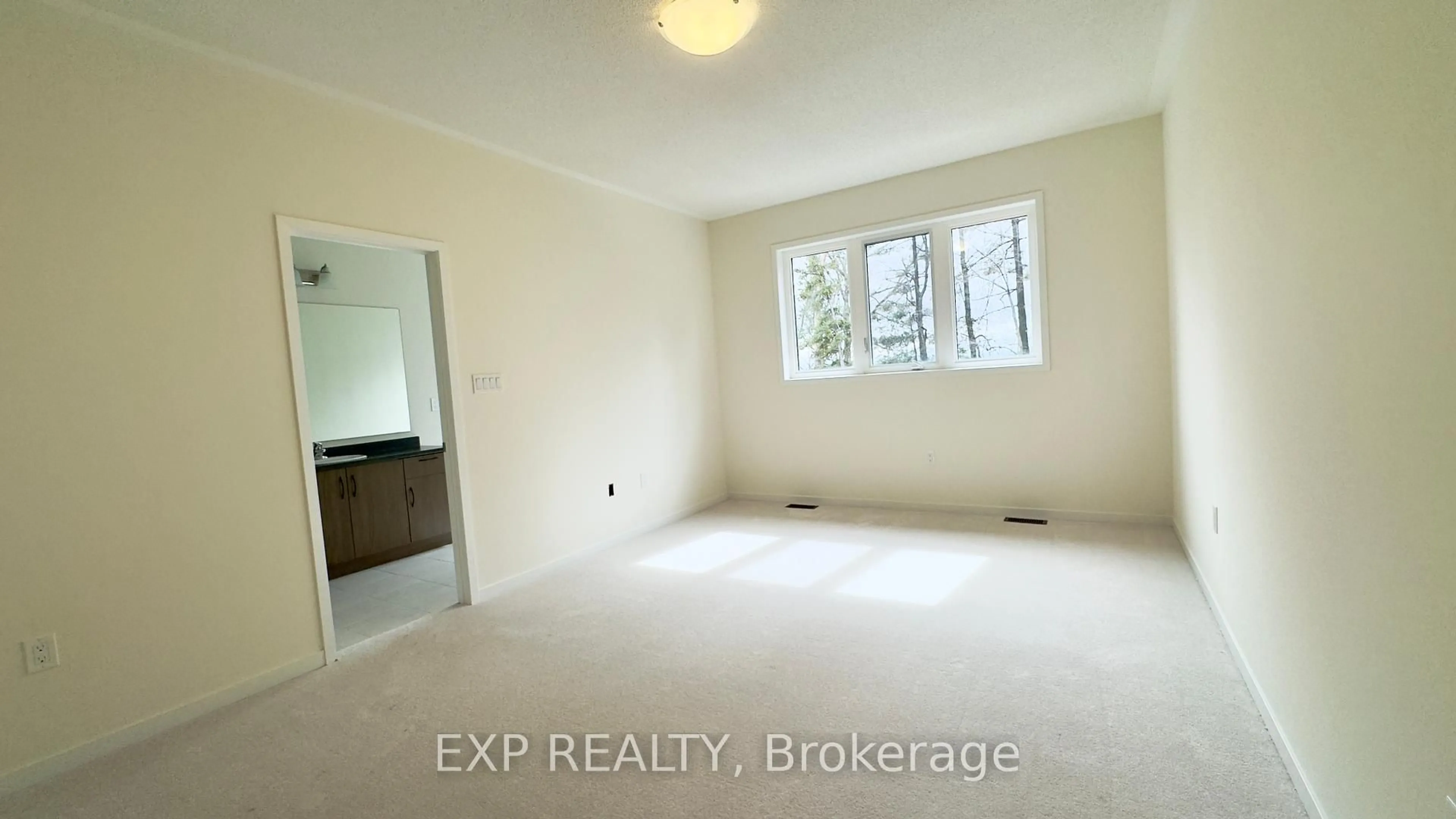A pic of a room for 9 Rumi Crt #BLock 37 Unit 7, Vaughan Ontario L6A 5E5