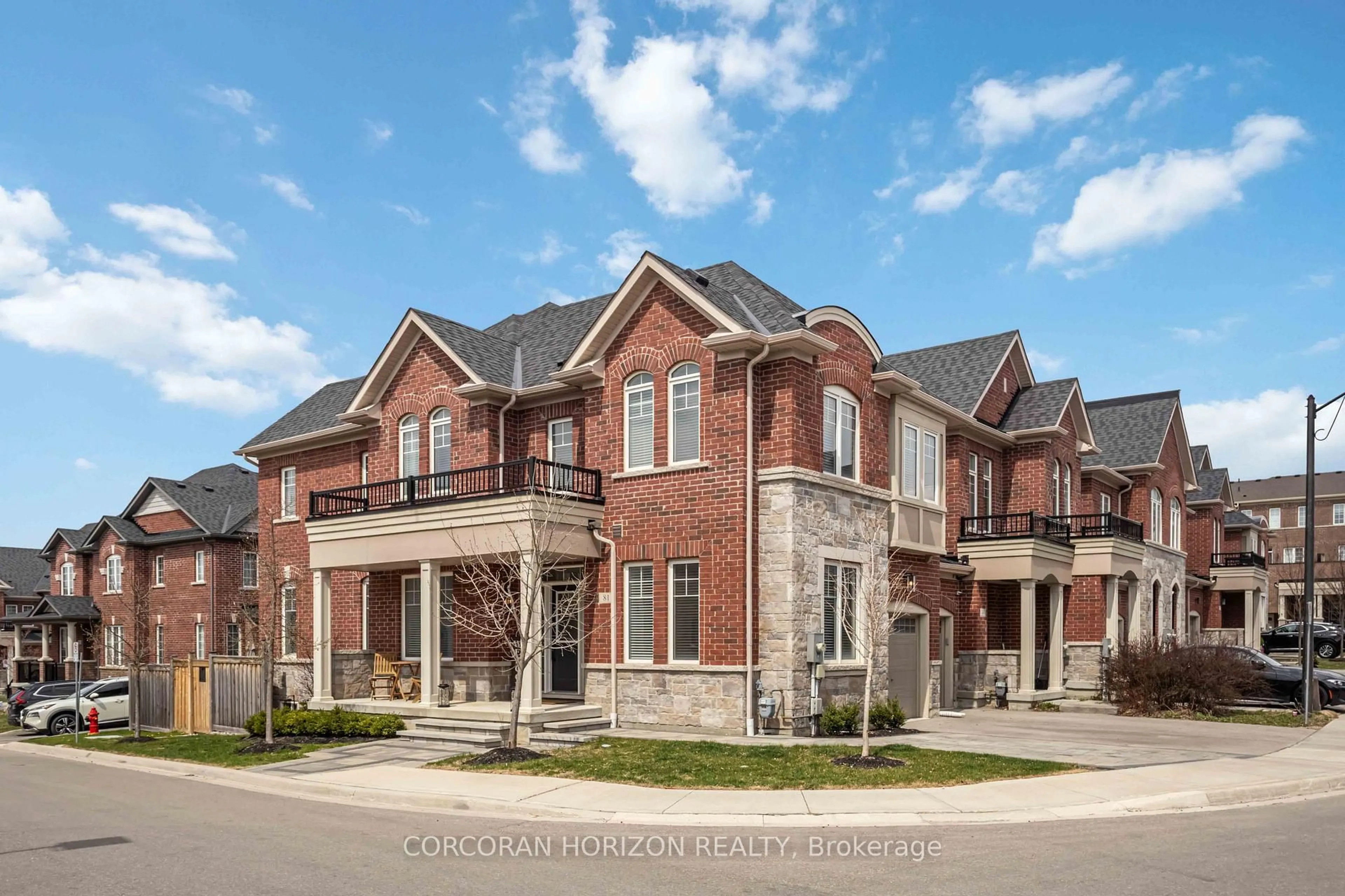 Home with brick exterior material, street for 81 Dundonald Tr, Newmarket Ontario L3Y 0E1