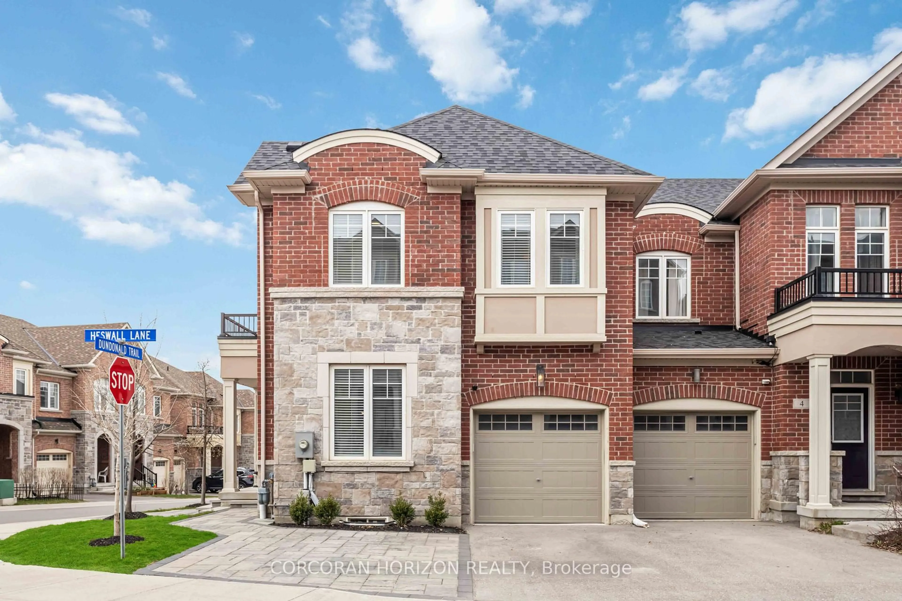 Home with brick exterior material, street for 81 Dundonald Tr, Newmarket Ontario L3Y 0E1