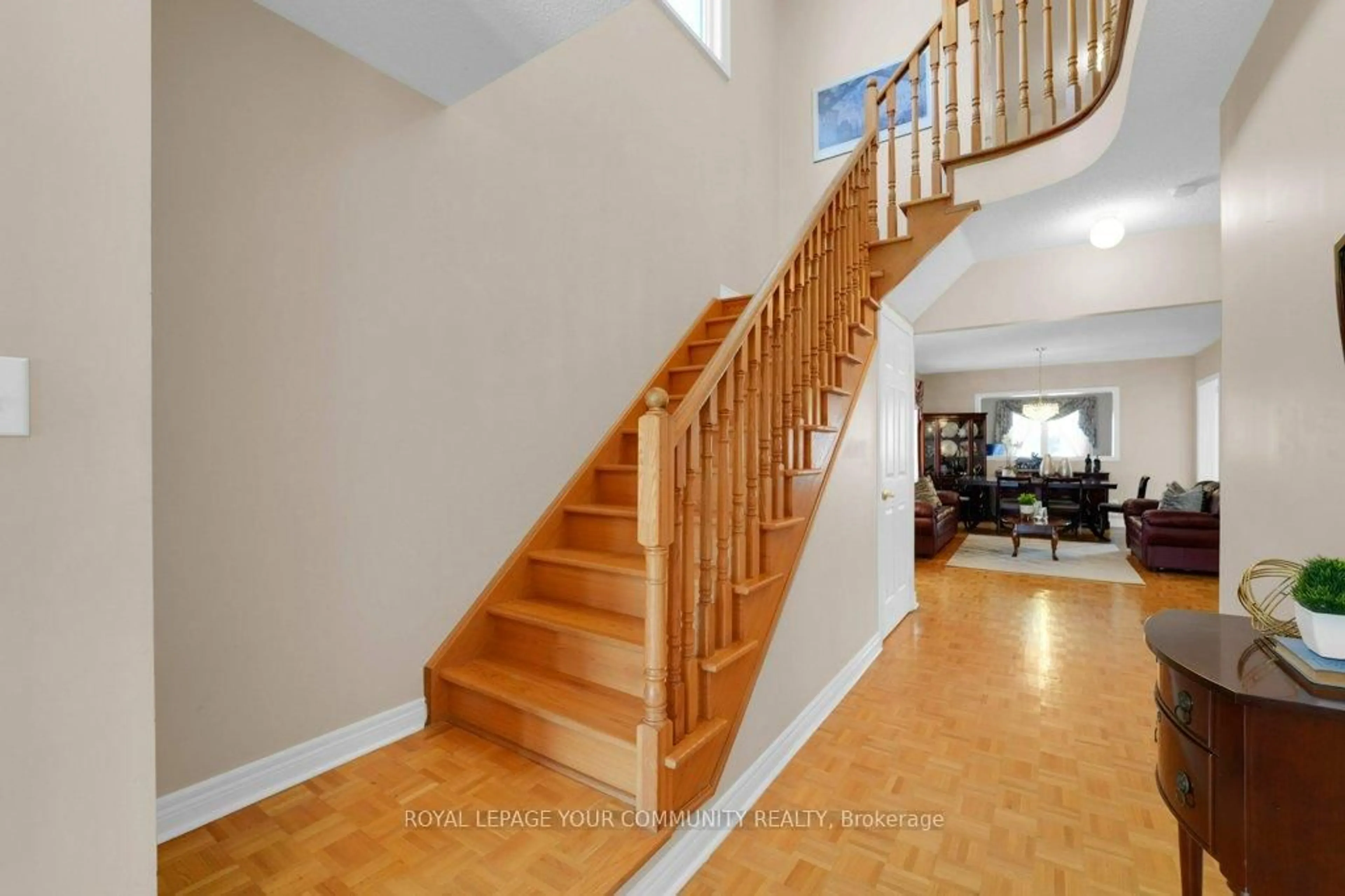 Unknown for 53 Via Jessica Dr, Markham Ontario L3R 4W7
