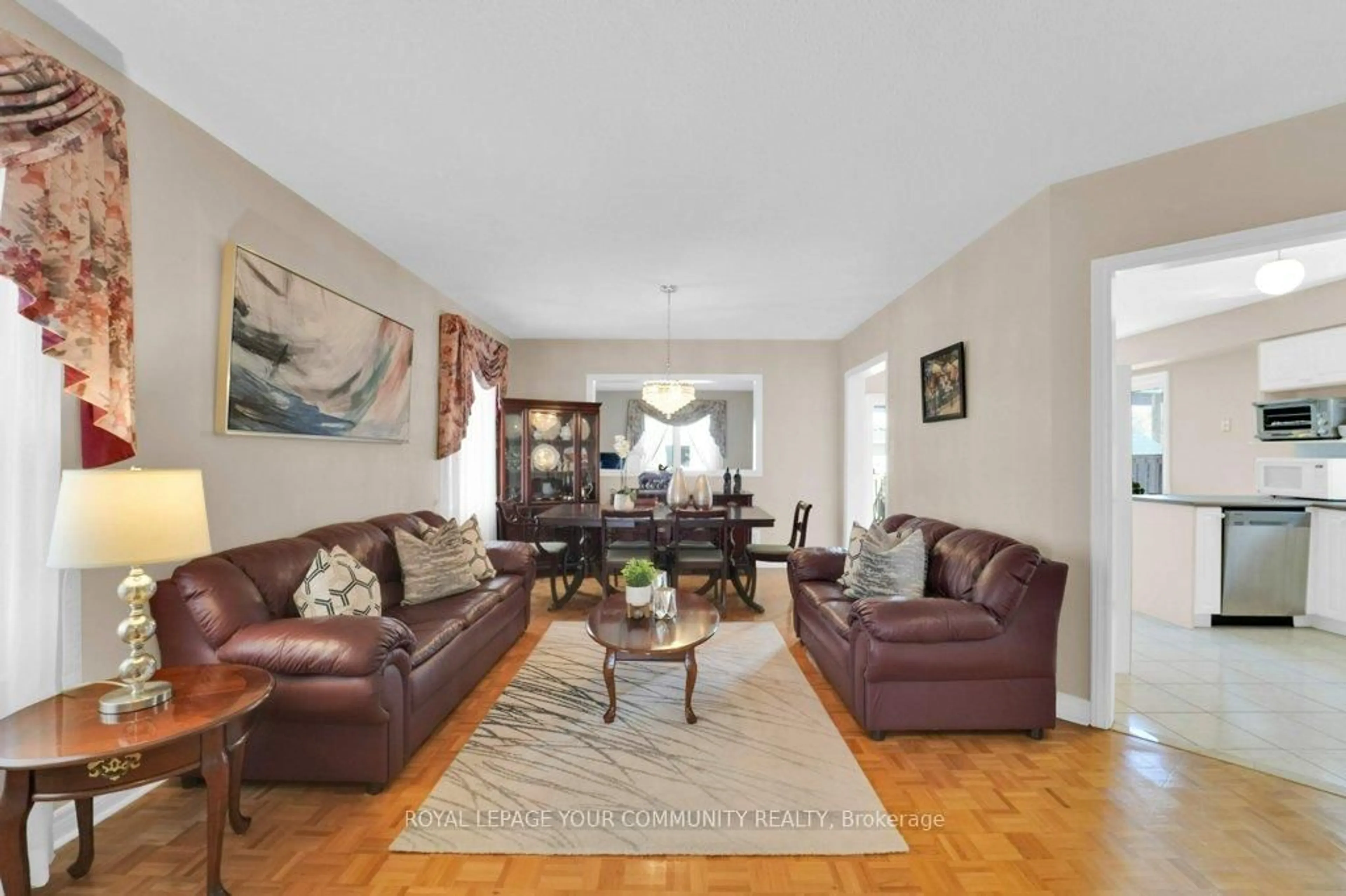 Living room with furniture, unknown for 53 Via Jessica Dr, Markham Ontario L3R 4W7