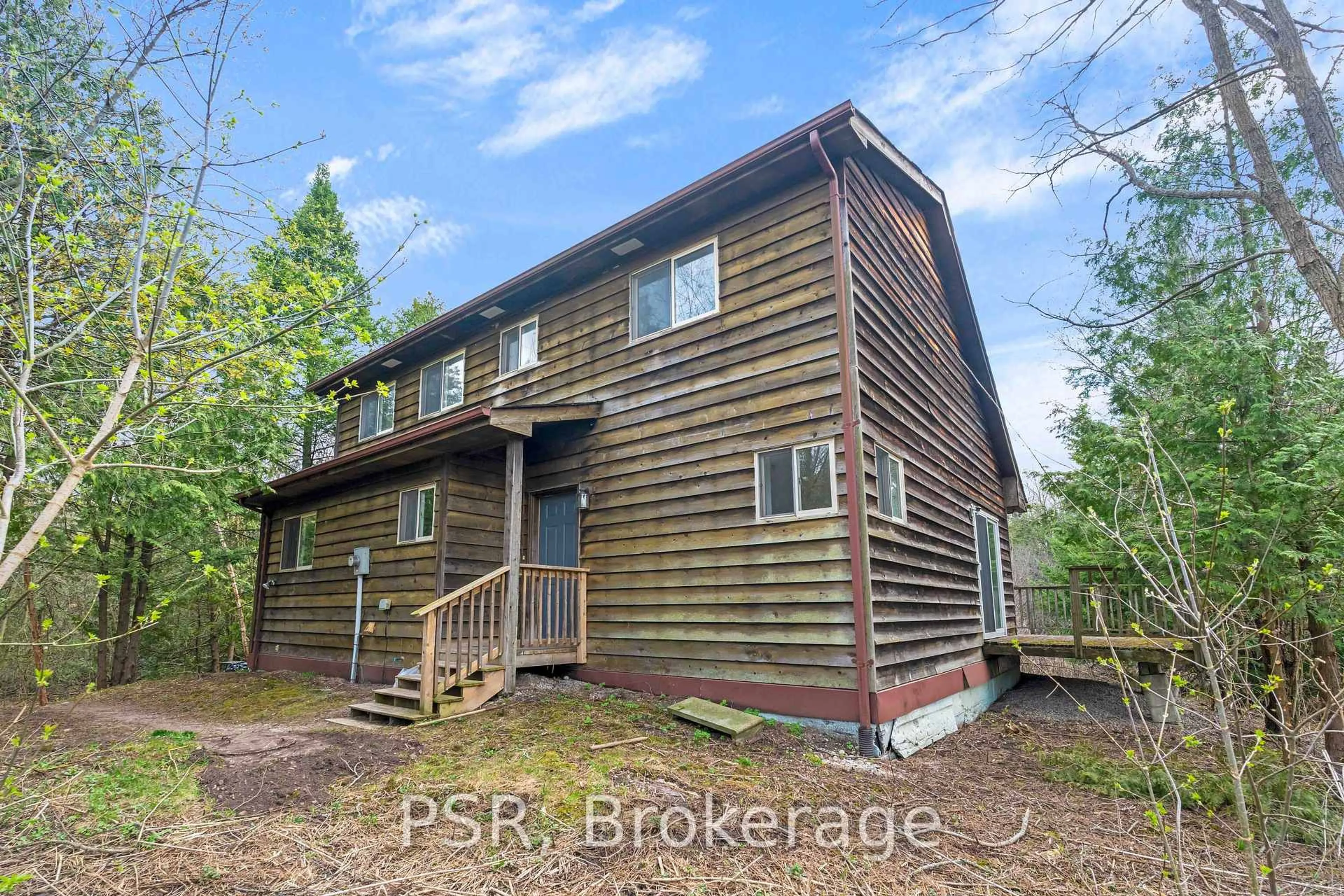 A pic from outside/outdoor area/front of a property/back of a property/a pic from drone, building for 461 Ravenshoe Rd, Uxbridge Ontario L9P 1R2