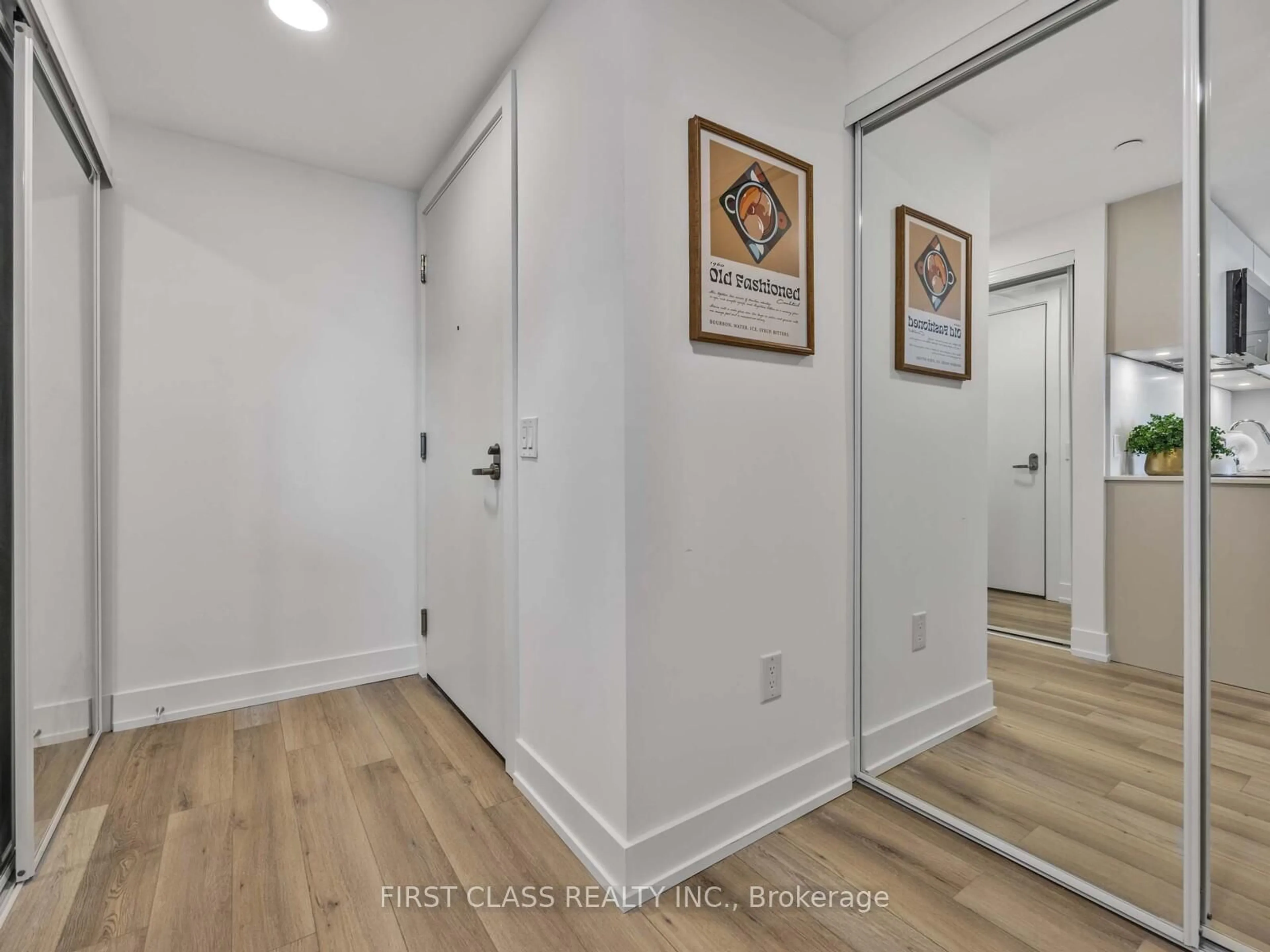 Indoor entryway for 9 Clegg Rd #1019, Markham Ontario L6G 0H3