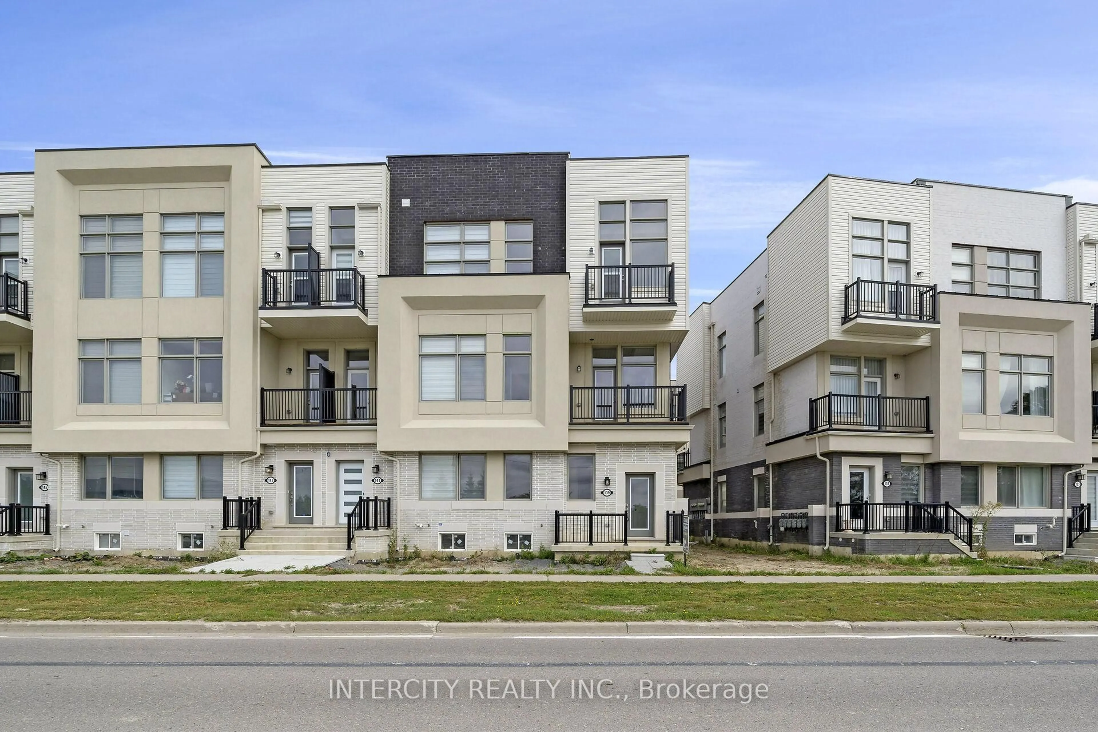 Unknown for 139 Markland St, Markham Ontario L6C 3B5