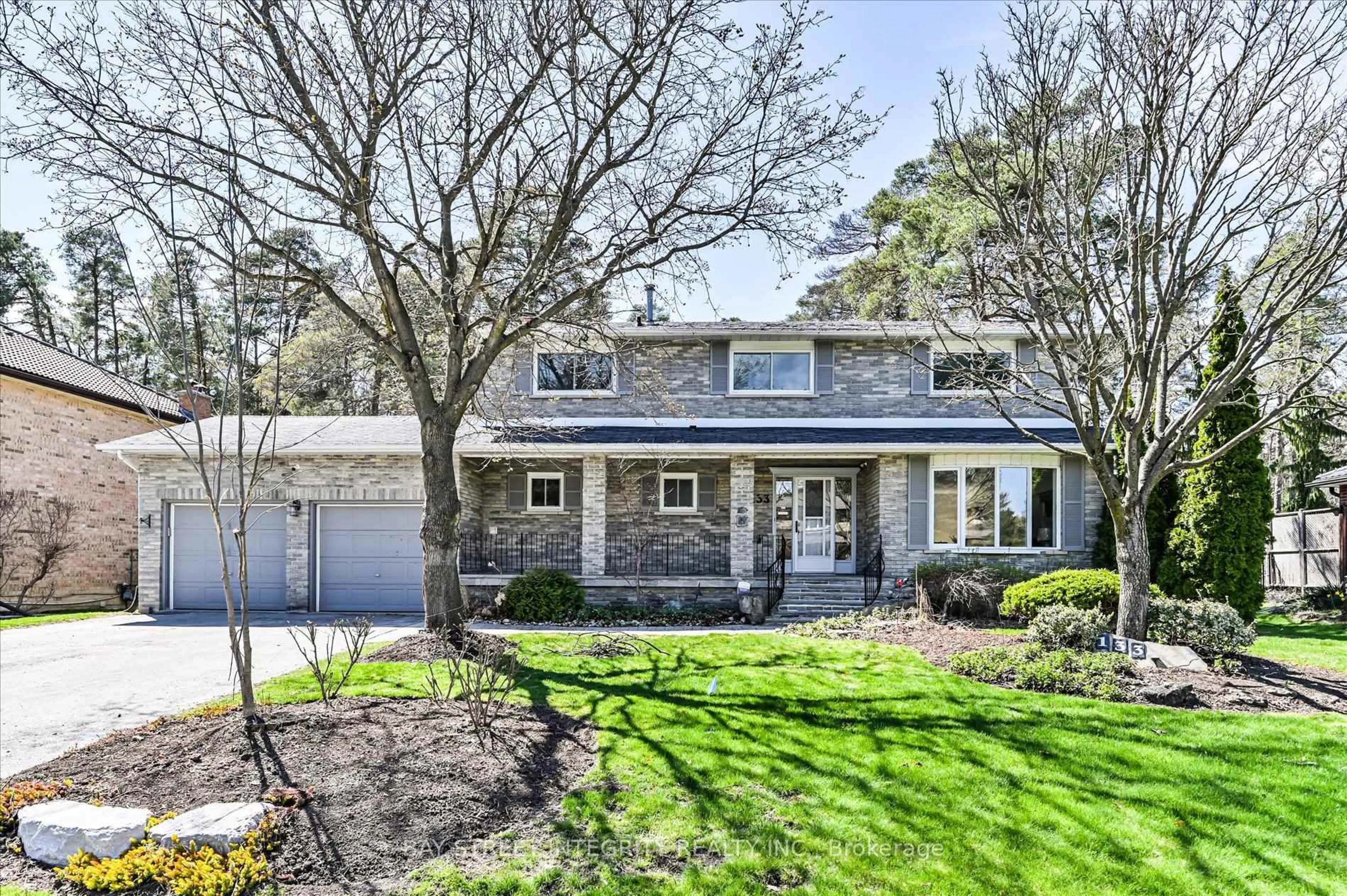 Home with brick exterior material, street for 133 Coon's Rd, Richmond Hill Ontario L4E 2M9