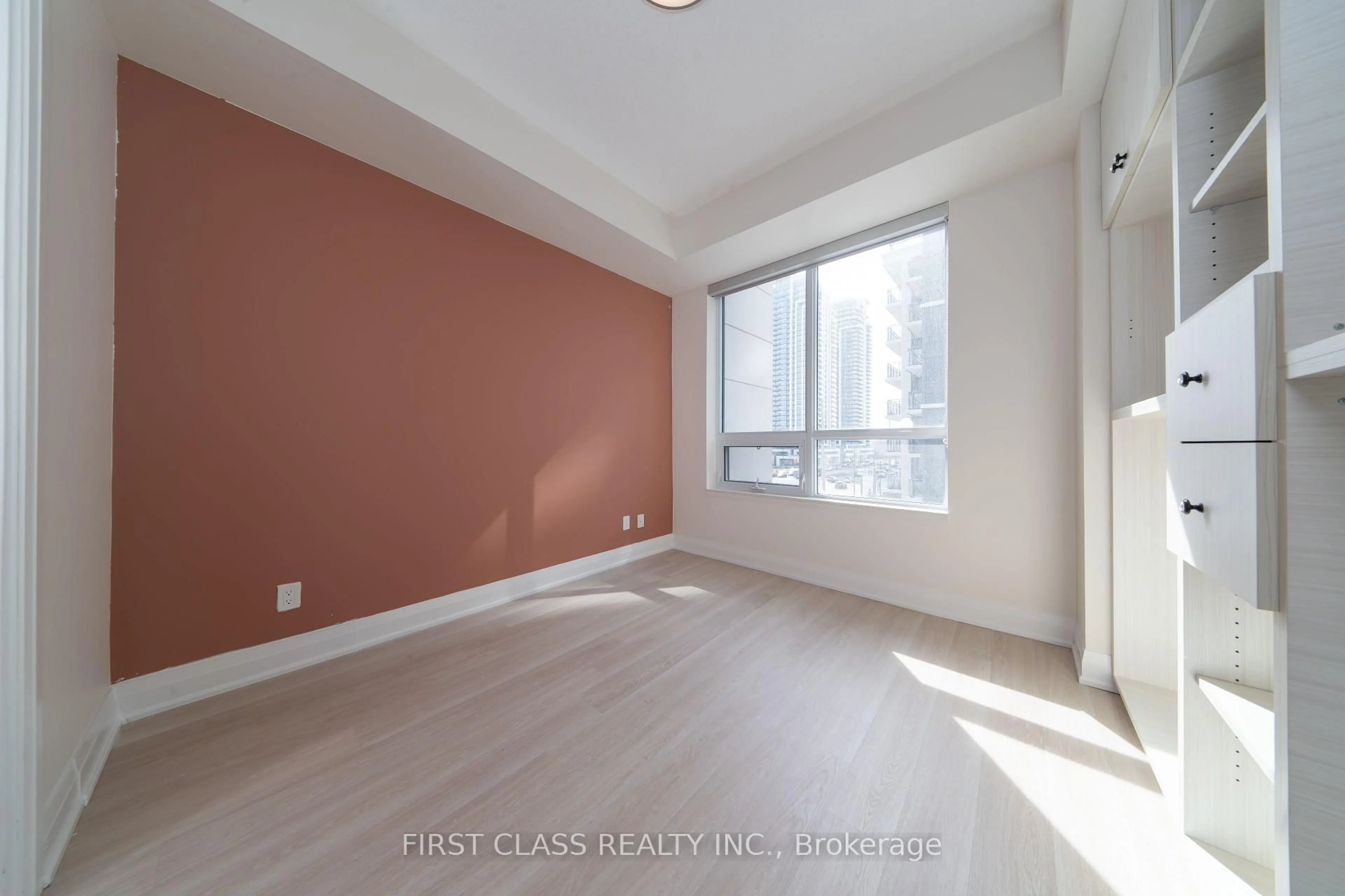 A pic of a room for 396 Highway 7 Rd #615, Richmond Hill Ontario L4B 0G7