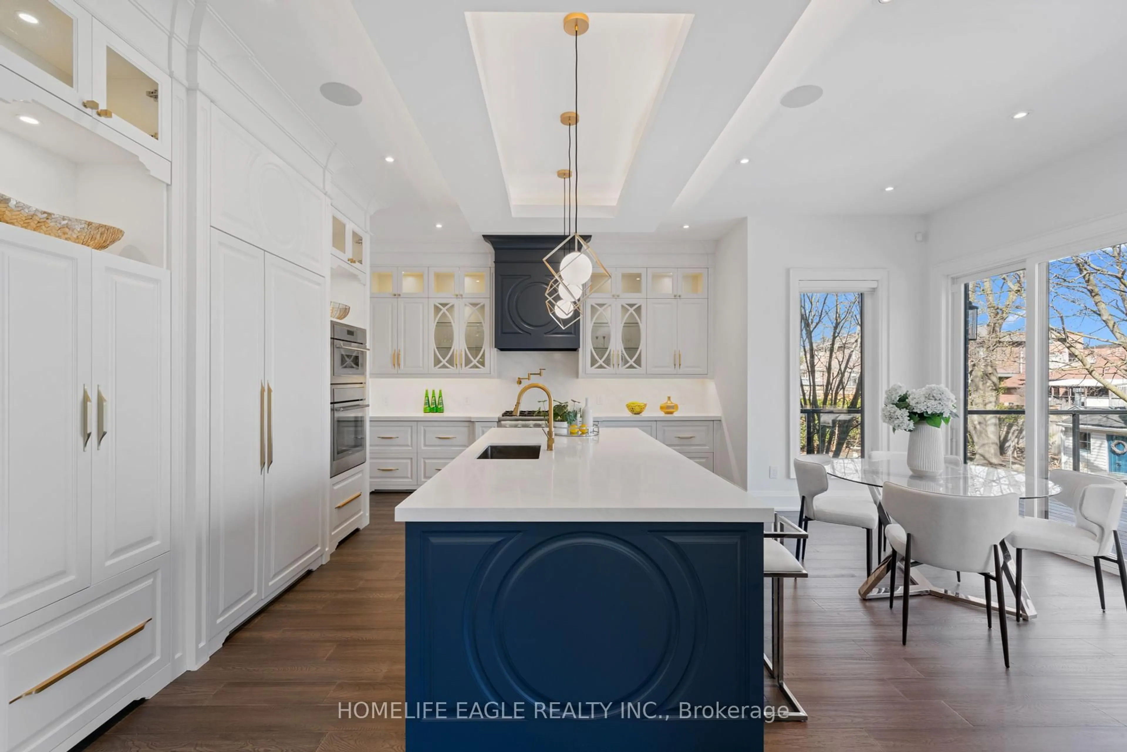 Contemporary kitchen, unknown for 24 Royal Rd, Aurora Ontario L4G 1A8