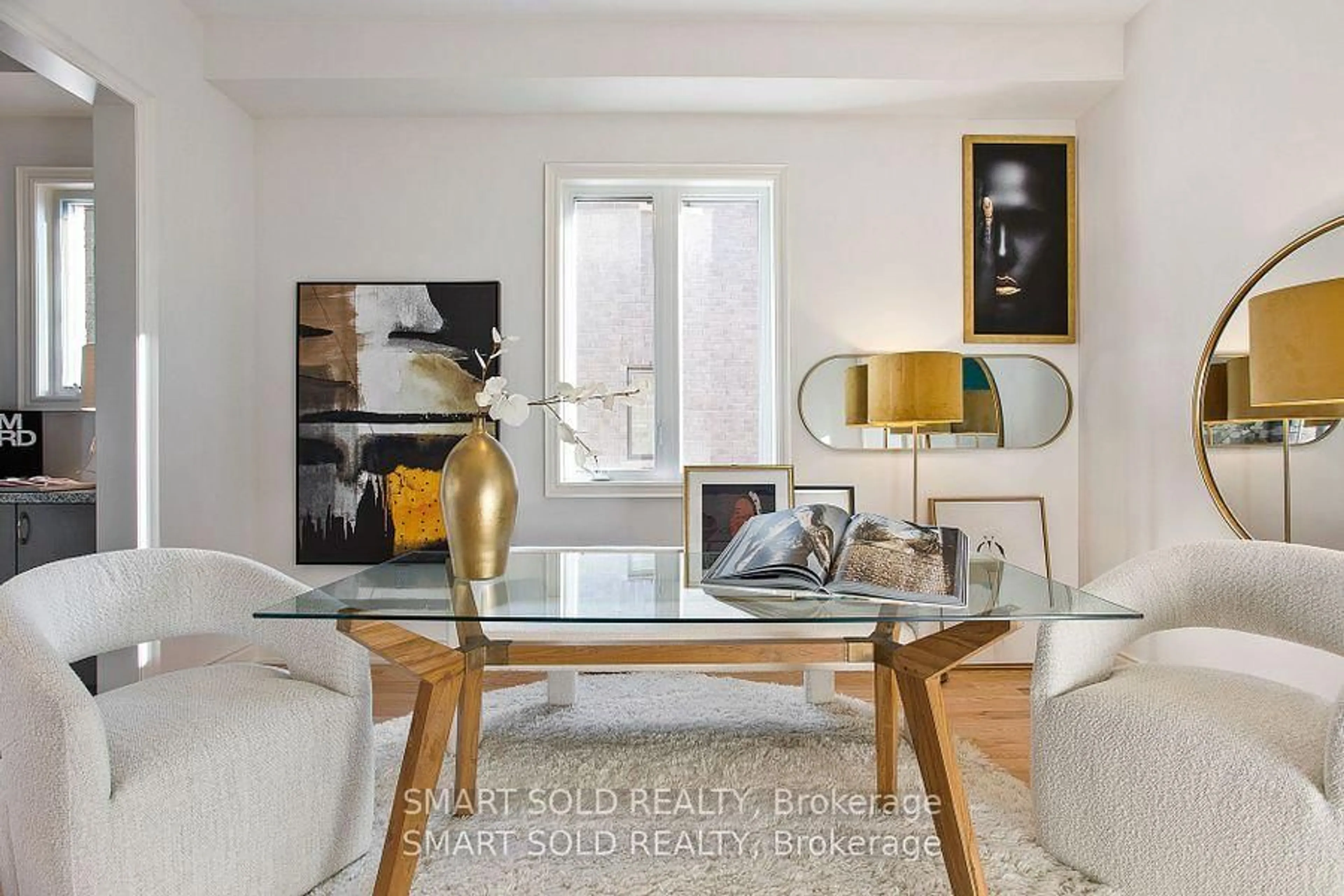 Living room with furniture, unknown for 73 Current Dr, Richmond Hill Ontario L4S 0M7
