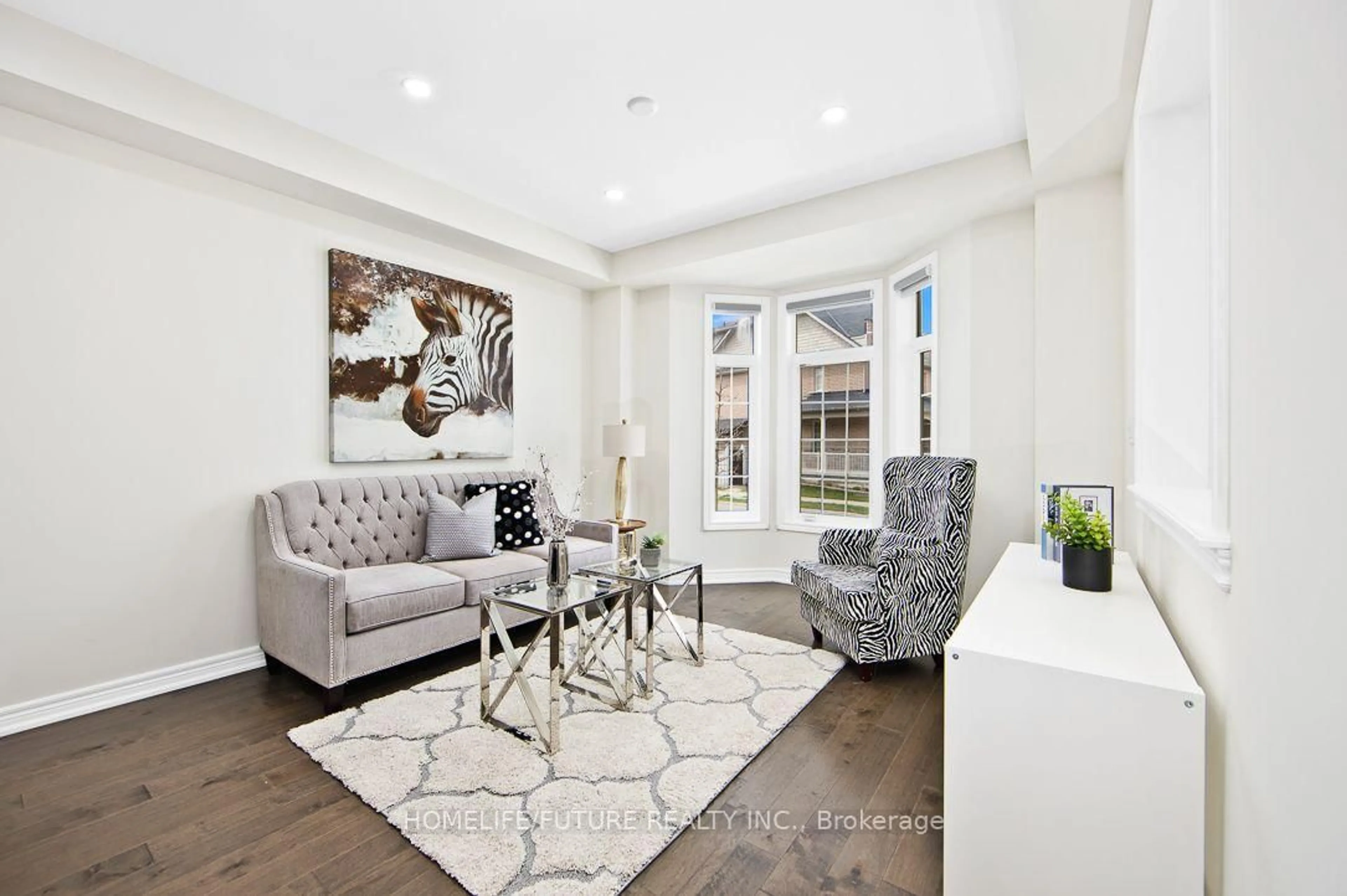 Living room with furniture, unknown for 35 Gordon Landon Dr, Markham Ontario L6B 0X9
