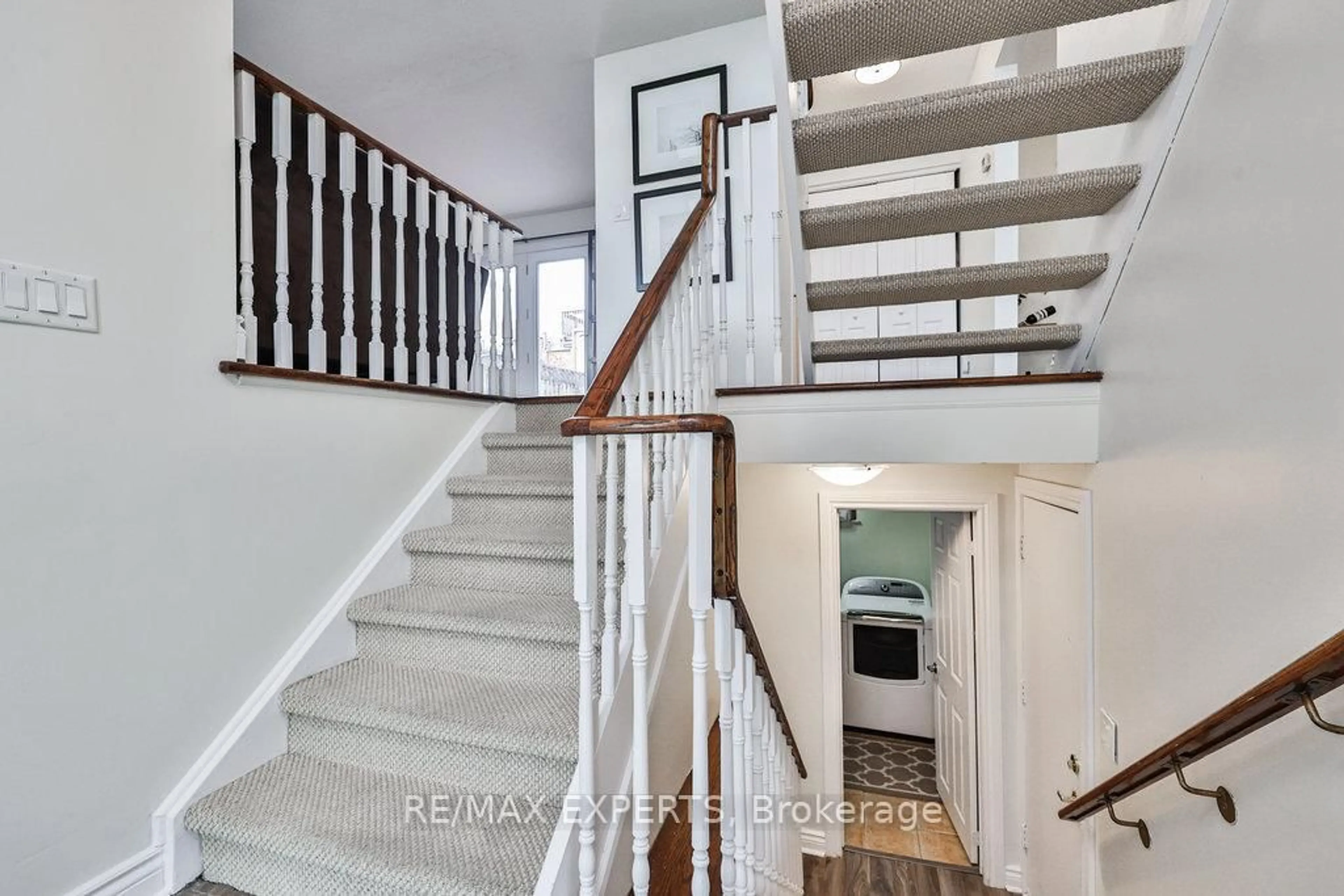 Stairs for 4 Amos Maynard Circ, Vaughan Ontario L4L 3B8