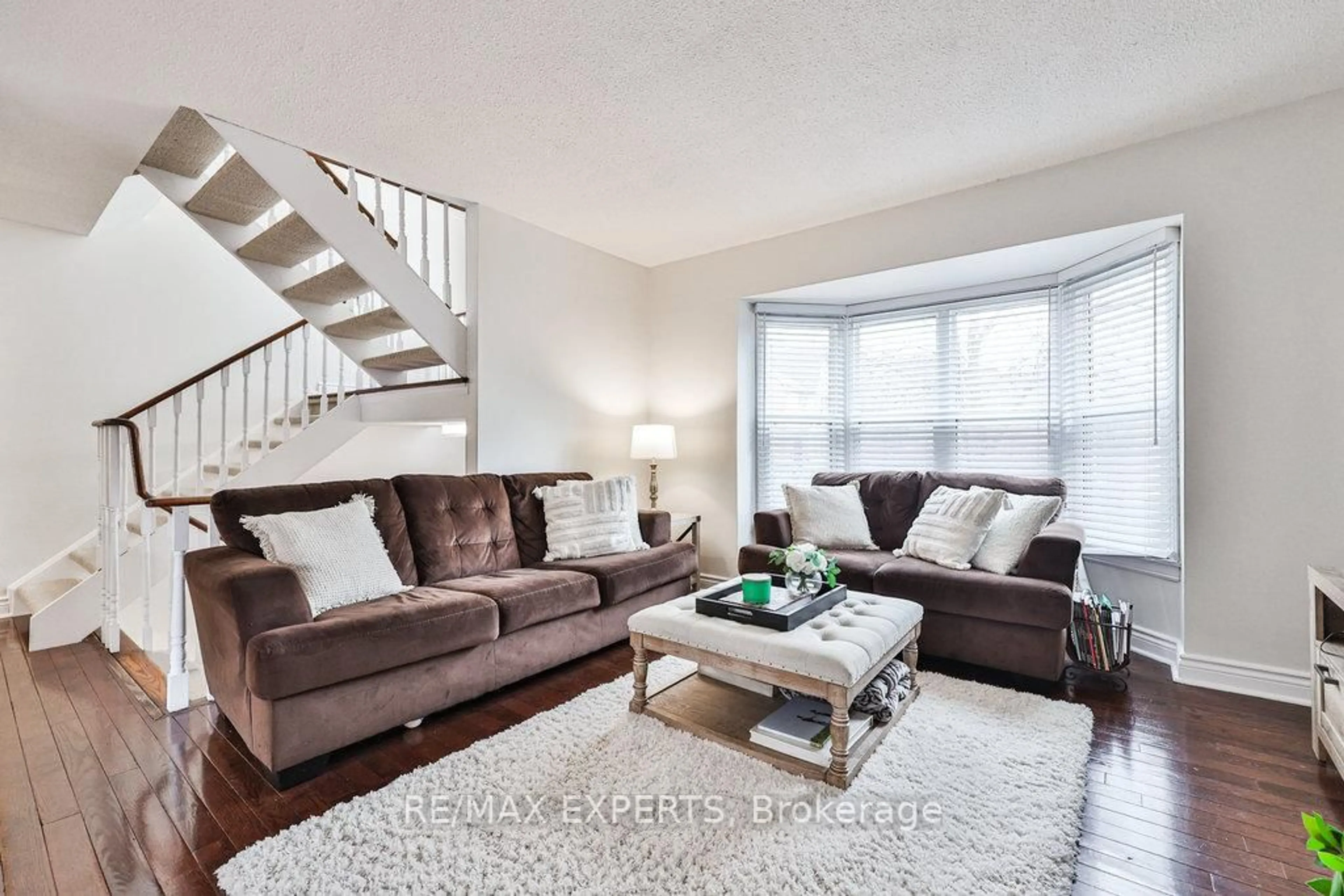 Living room with furniture, unknown for 4 Amos Maynard Circ, Vaughan Ontario L4L 3B8