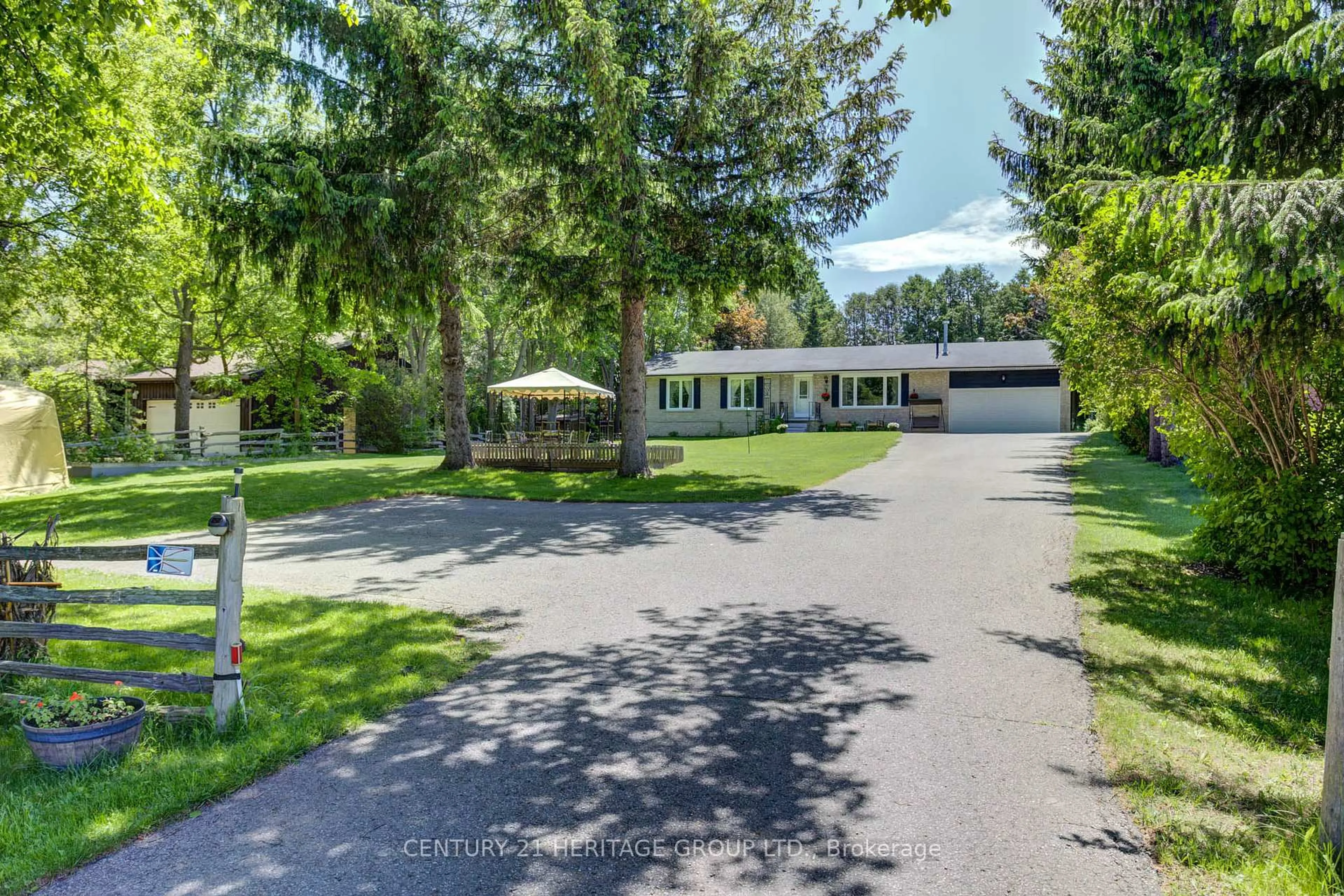 A pic from outside/outdoor area/front of a property/back of a property/a pic from drone, street for 7987 County Rd 1 N/A, Adjala-Tosorontio Ontario L0G 1L0