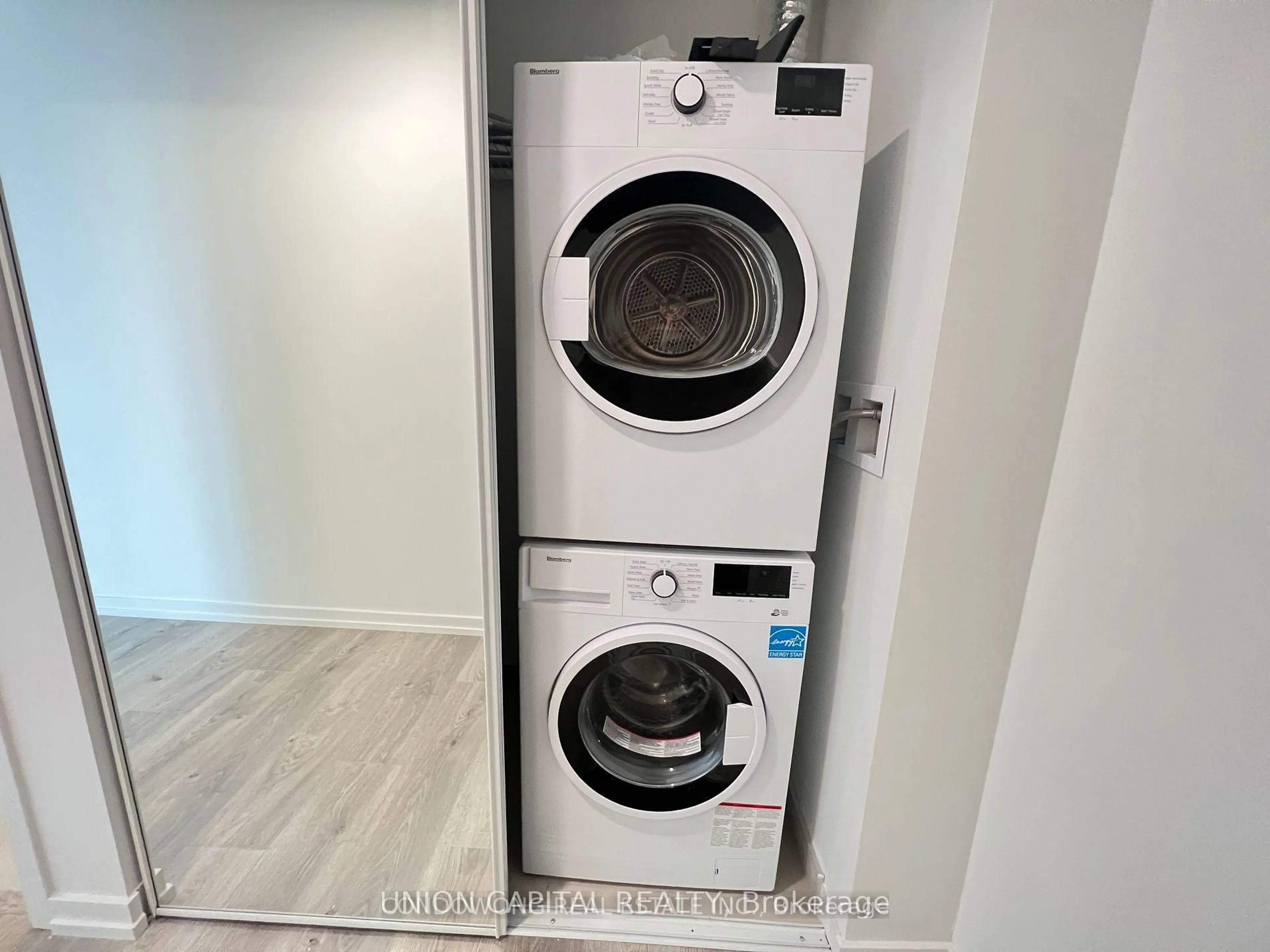 Laundry room for 7890 Jane St #4311, Vaughan Ontario L4K 0K9