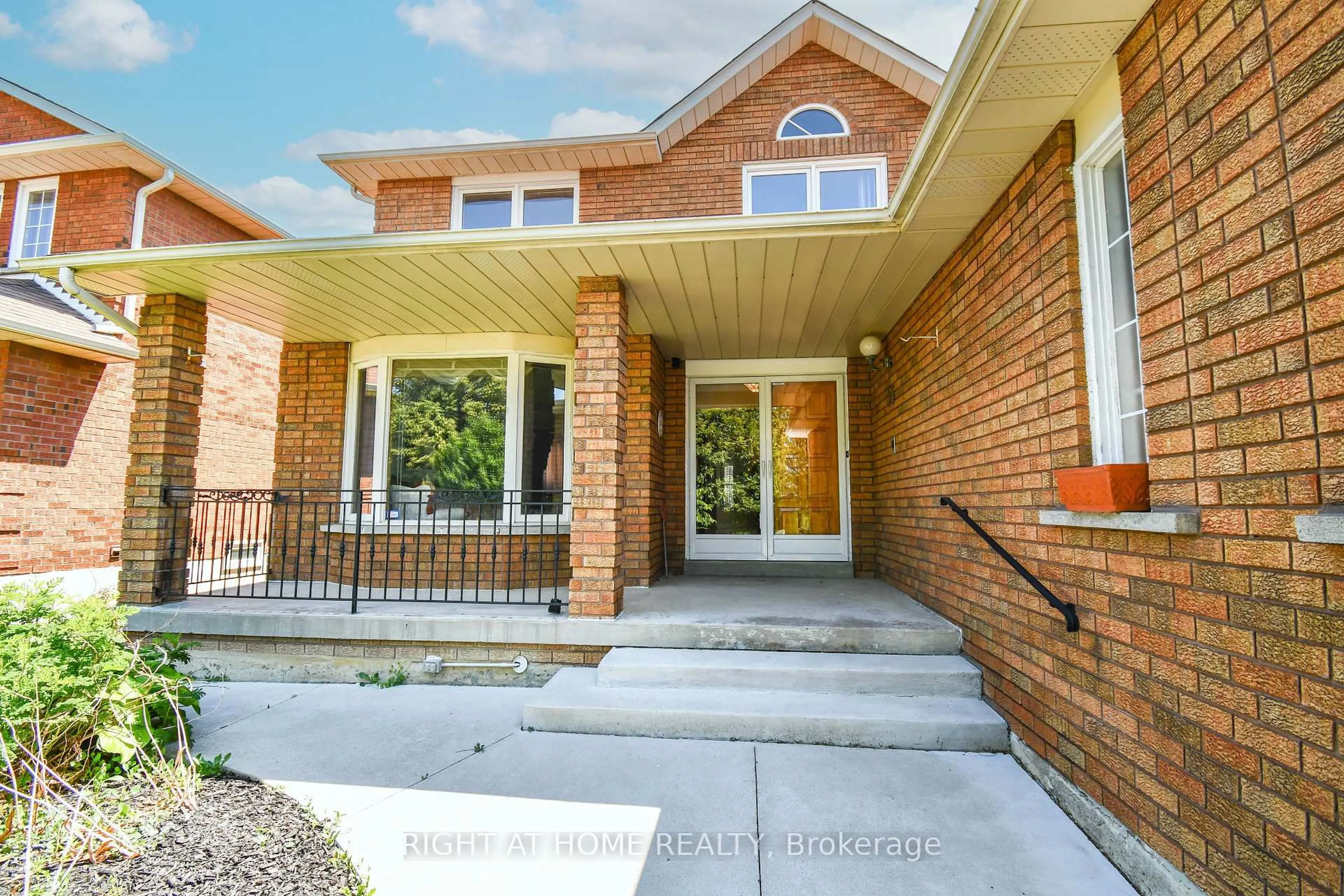 Home with brick exterior material, street for 75 Father Ermanno Cres, Vaughan Ontario L4L 7L9
