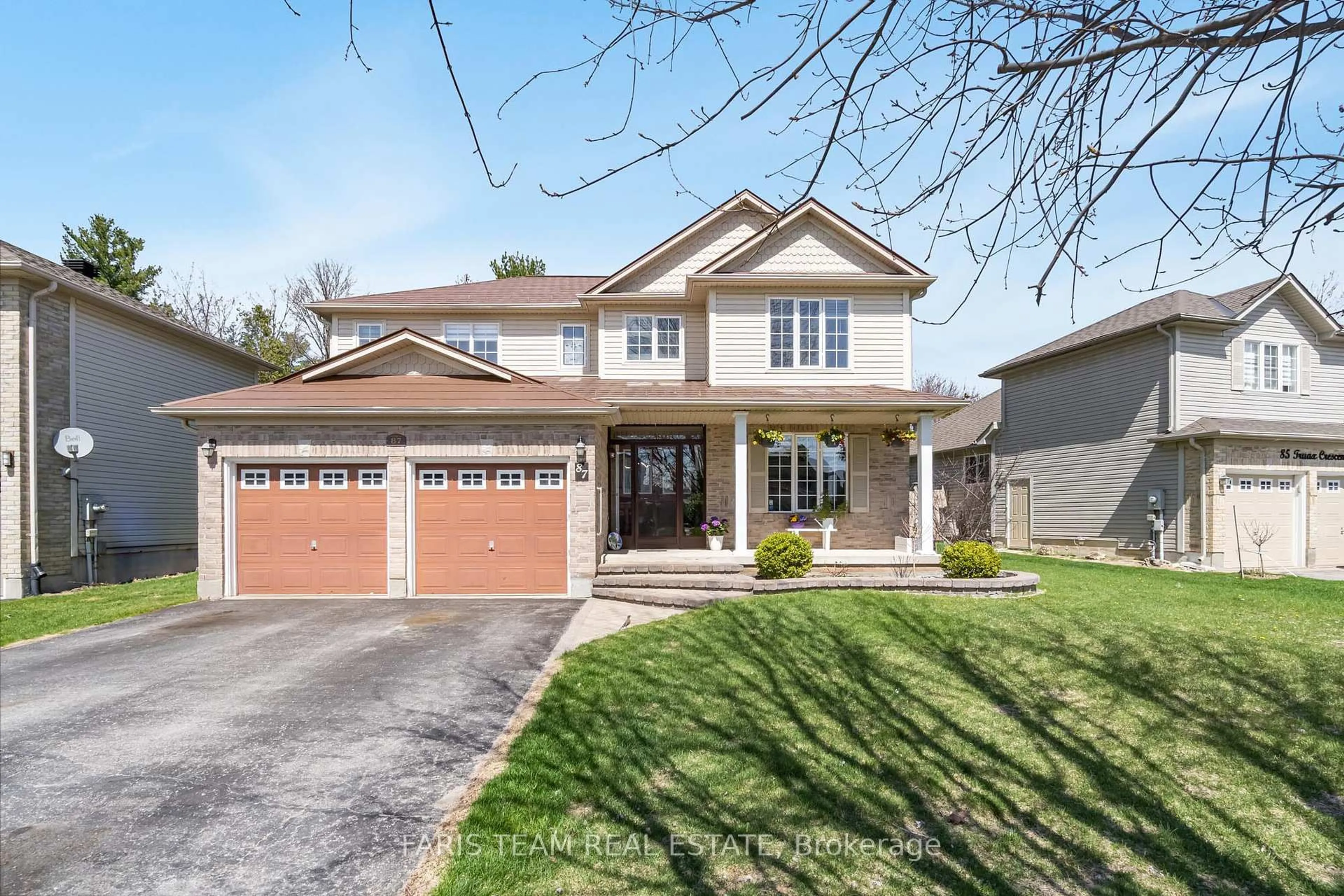 Home with vinyl exterior material, street for 87 Truax Cres, Essa Ontario L3W 0C1