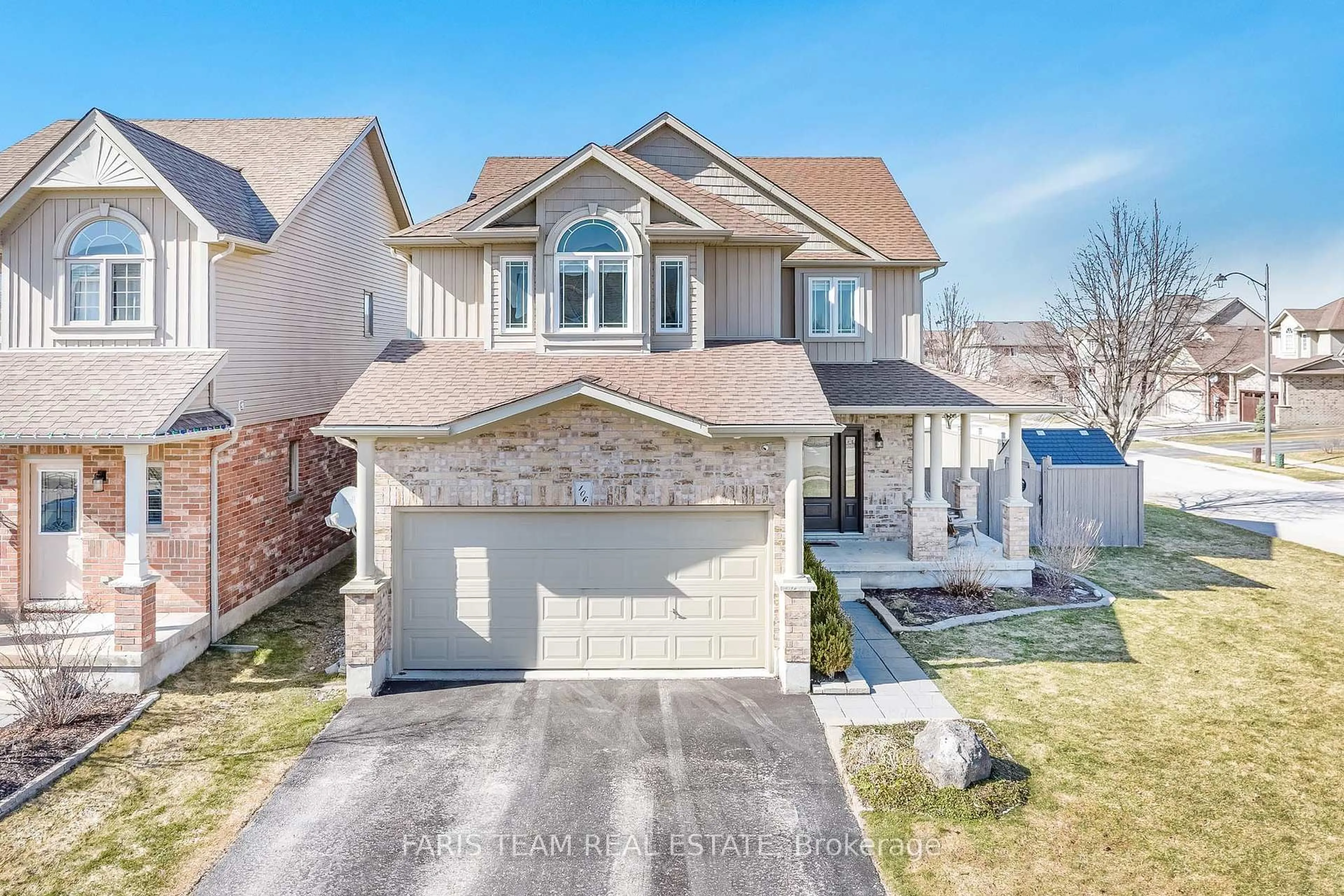 A pic from outside/outdoor area/front of a property/back of a property/a pic from drone, street for 106 Mike Hart Dr, Essa Ontario L3W 0P7