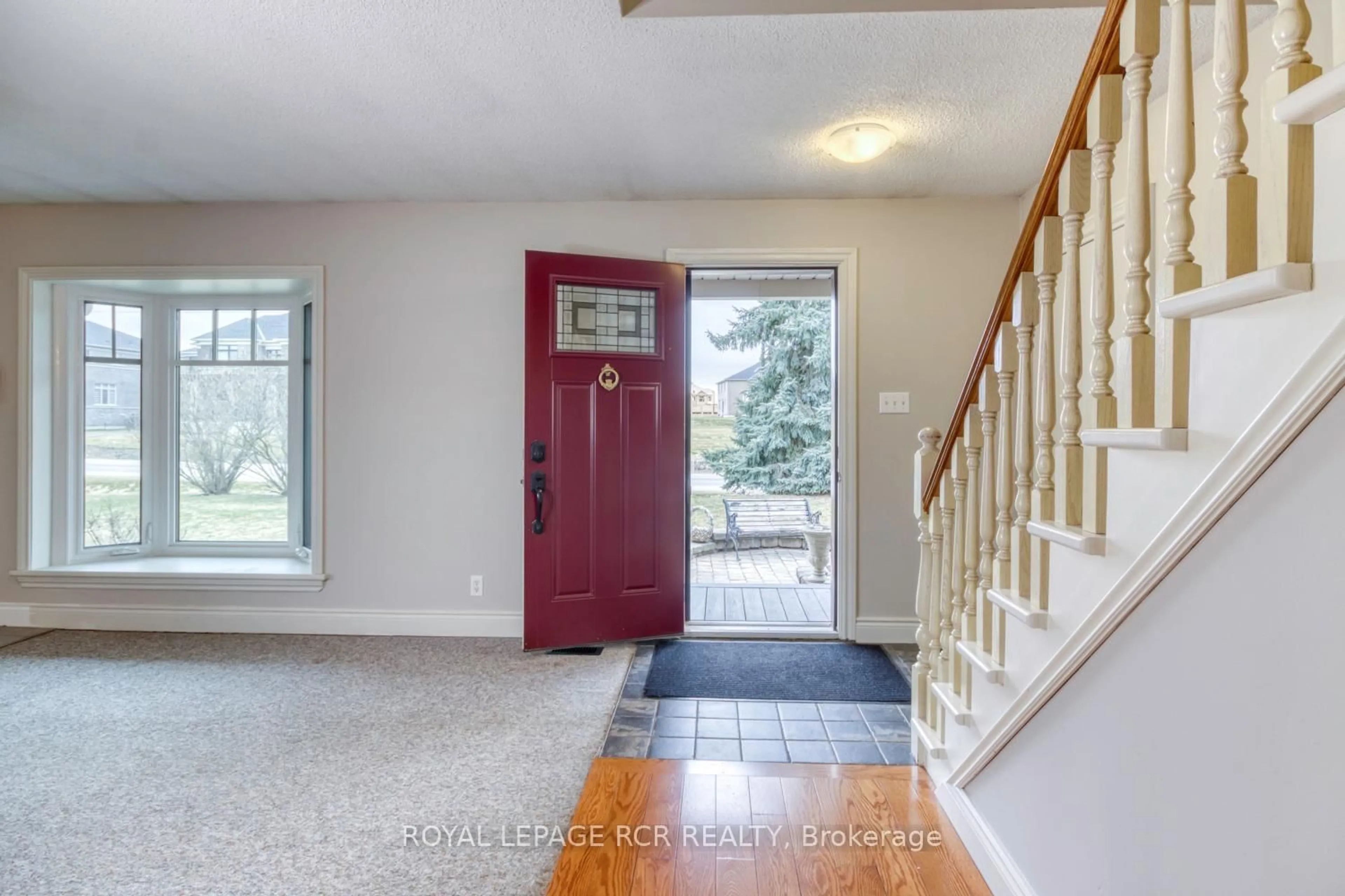 Indoor entryway for 2163 Concession 8 Rd, Adjala-Tosorontio Ontario L0G 1W0