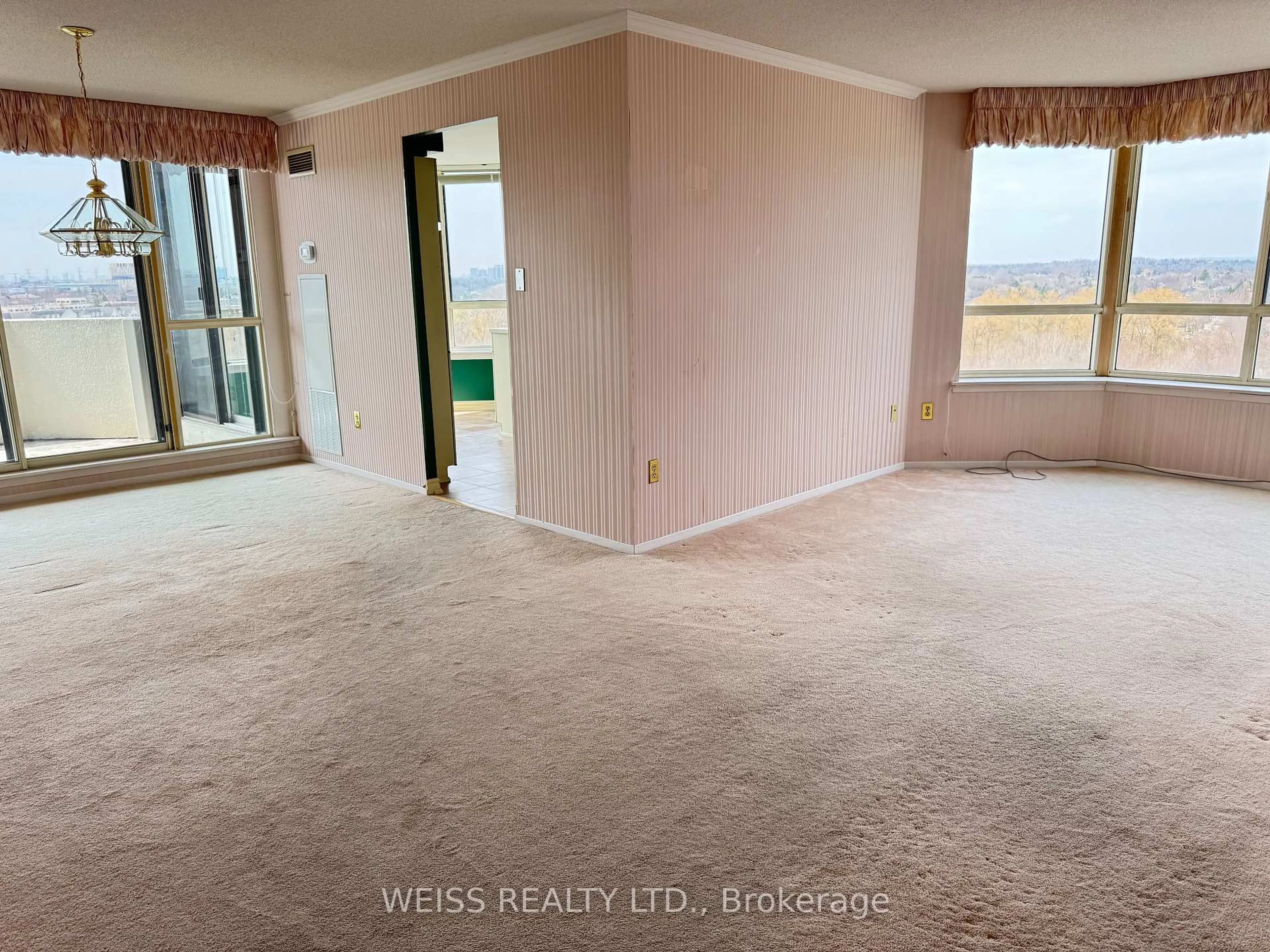 A pic of a room for 55 Austin Dr #PH11, Markham Ontario L3R 8H5