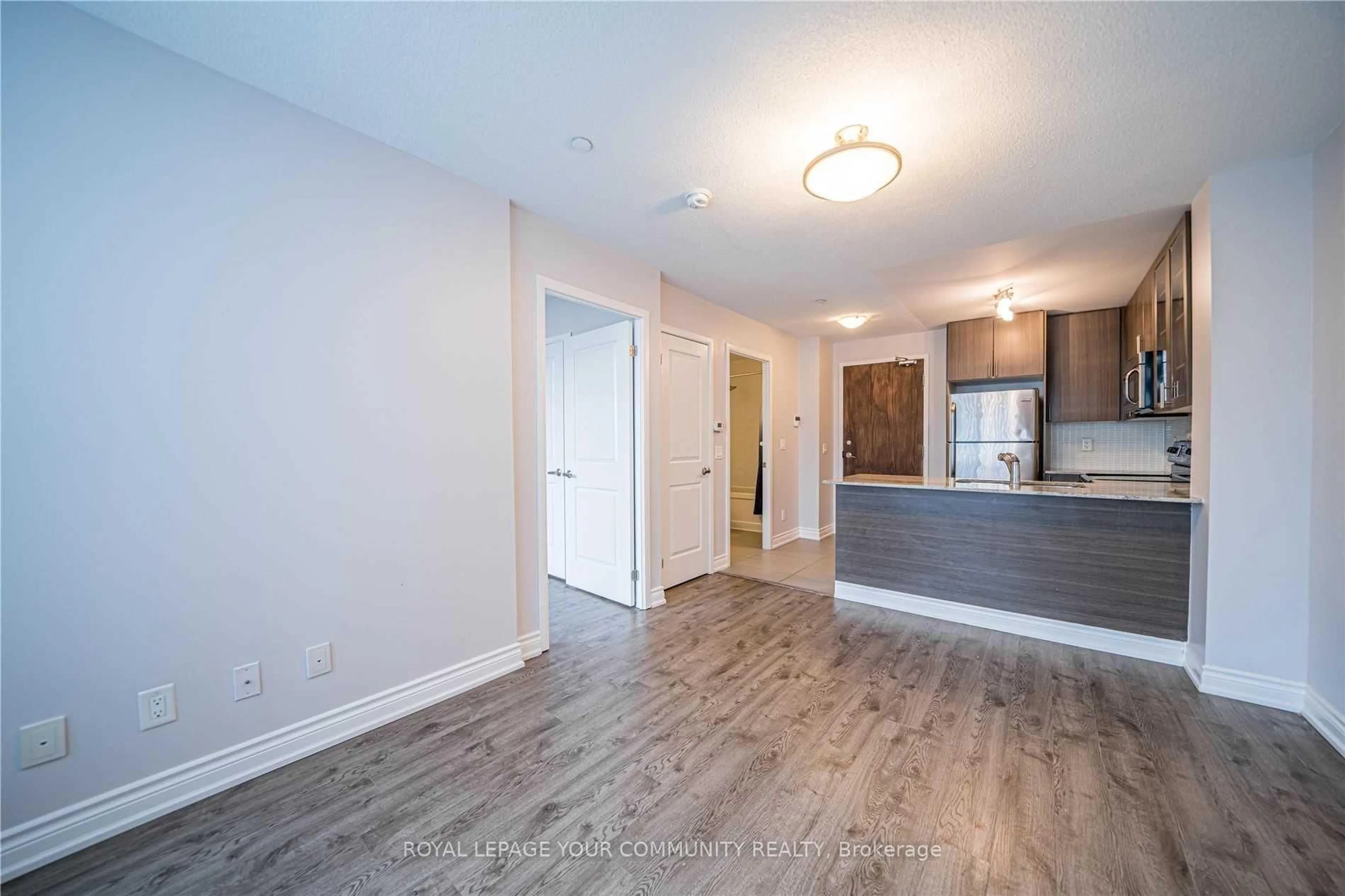 A pic of a room for 75 Norman Bethune Ave #0114, Richmond Hill Ontario L4B 0B6